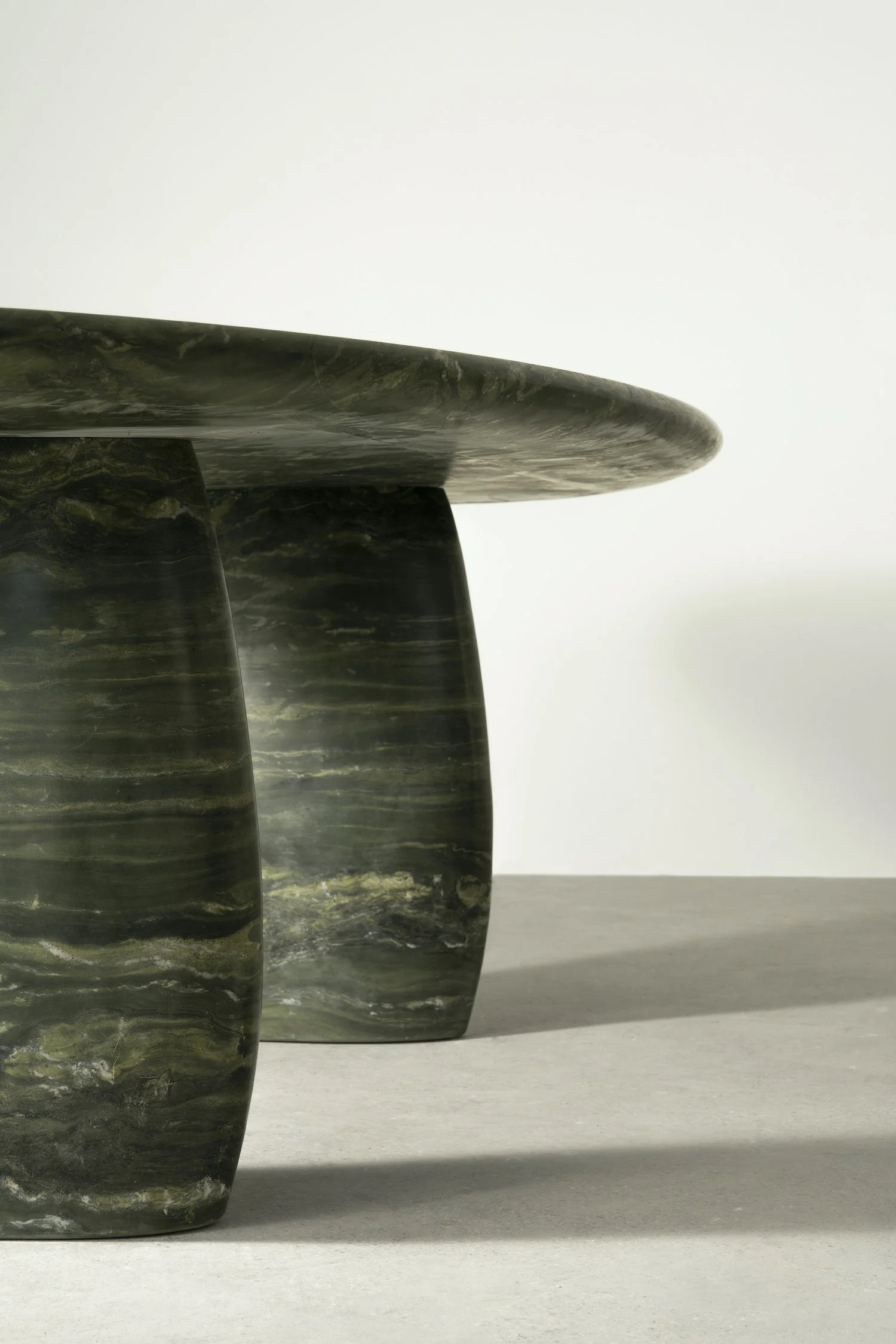 Studiovlach-design-mobilier-granite-parsa-otello-8.jpg