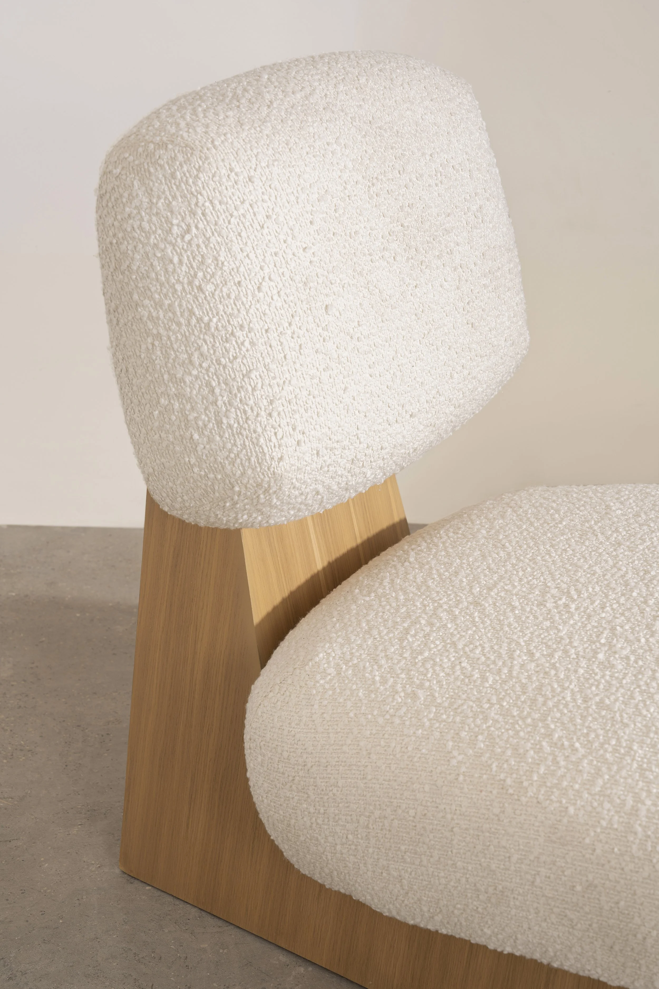 Studiovlach-design-mobilier-parsa-fauteuil-draco-7.jpg