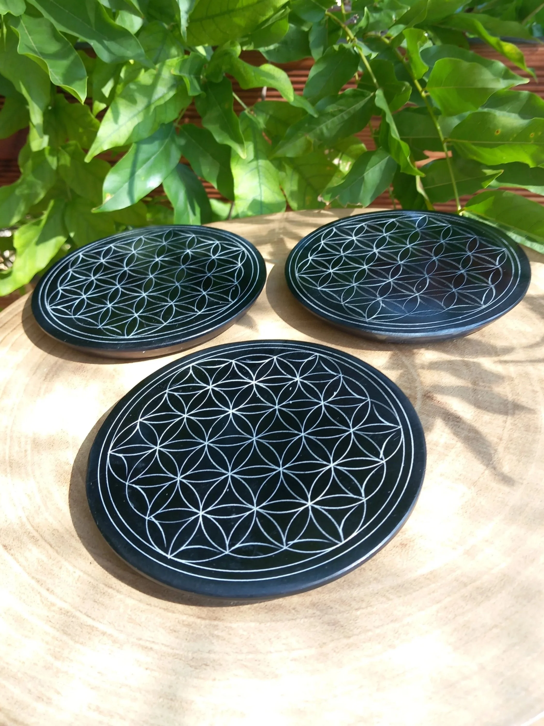 Lot de 3 sous-verres / plaque de recharge Fleur de Vie en saponite 10 cm