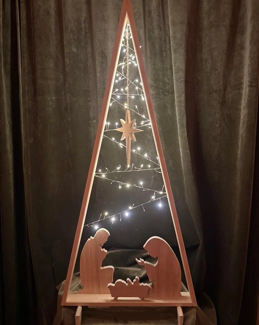 Julekrybbe p&aring; bestilling. 🎄🌲🎁 #nativity #julensbudskap #josephandmary