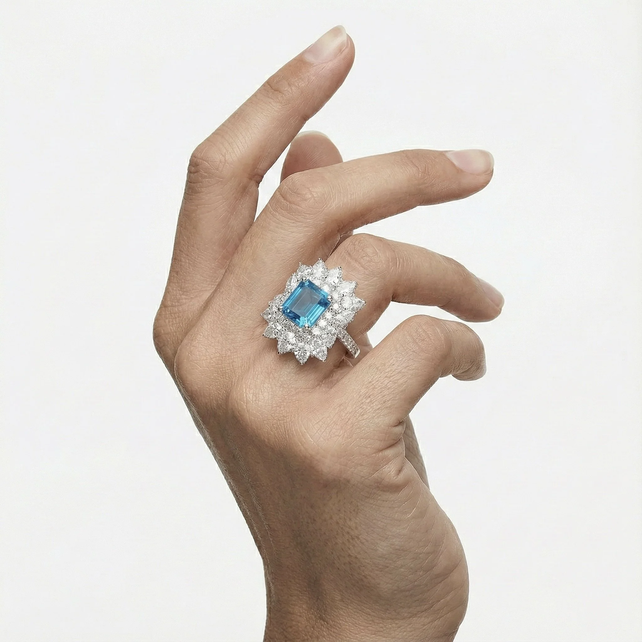 Azurea Royale Ring 3.jpeg