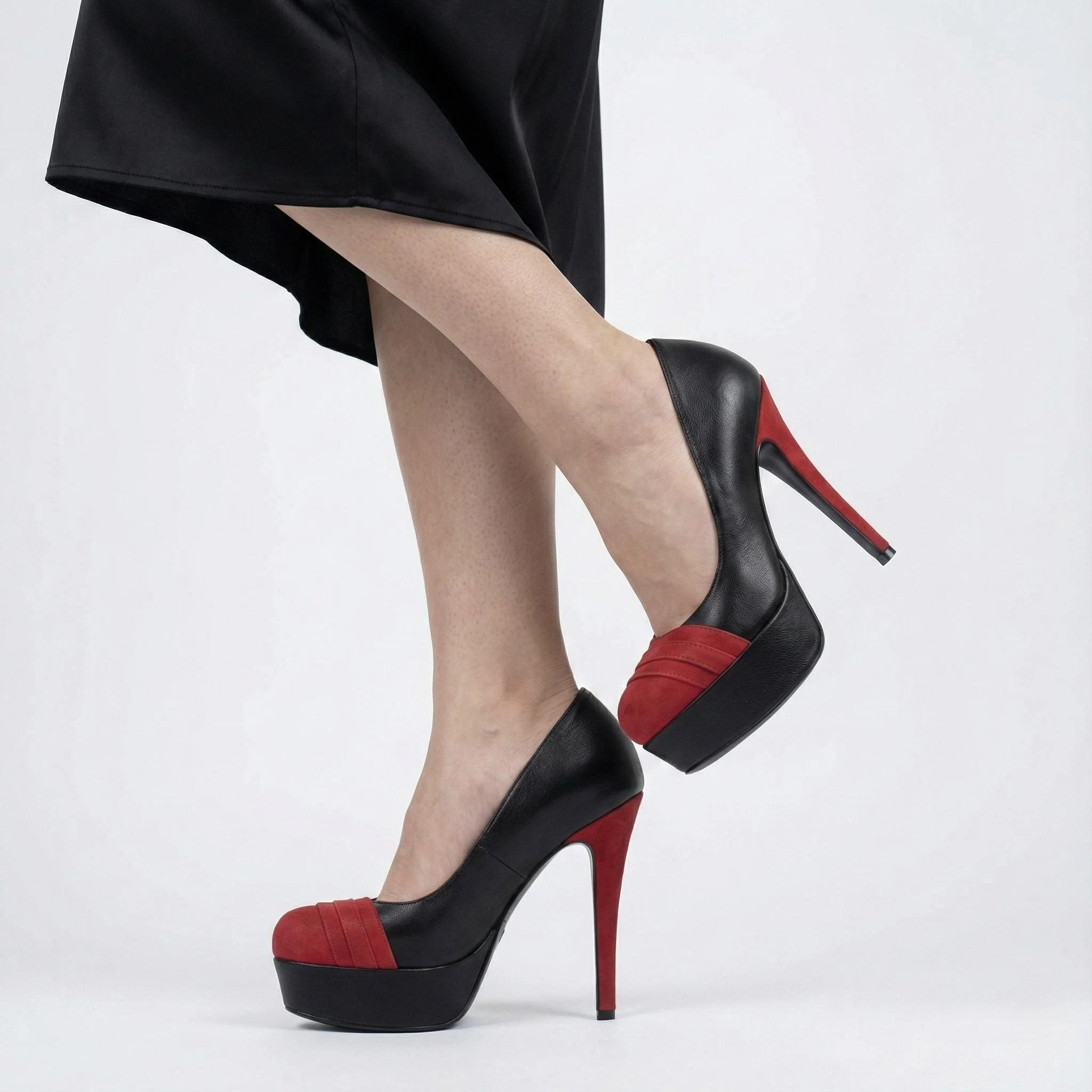 Éclat Platform Pump 1.jpeg