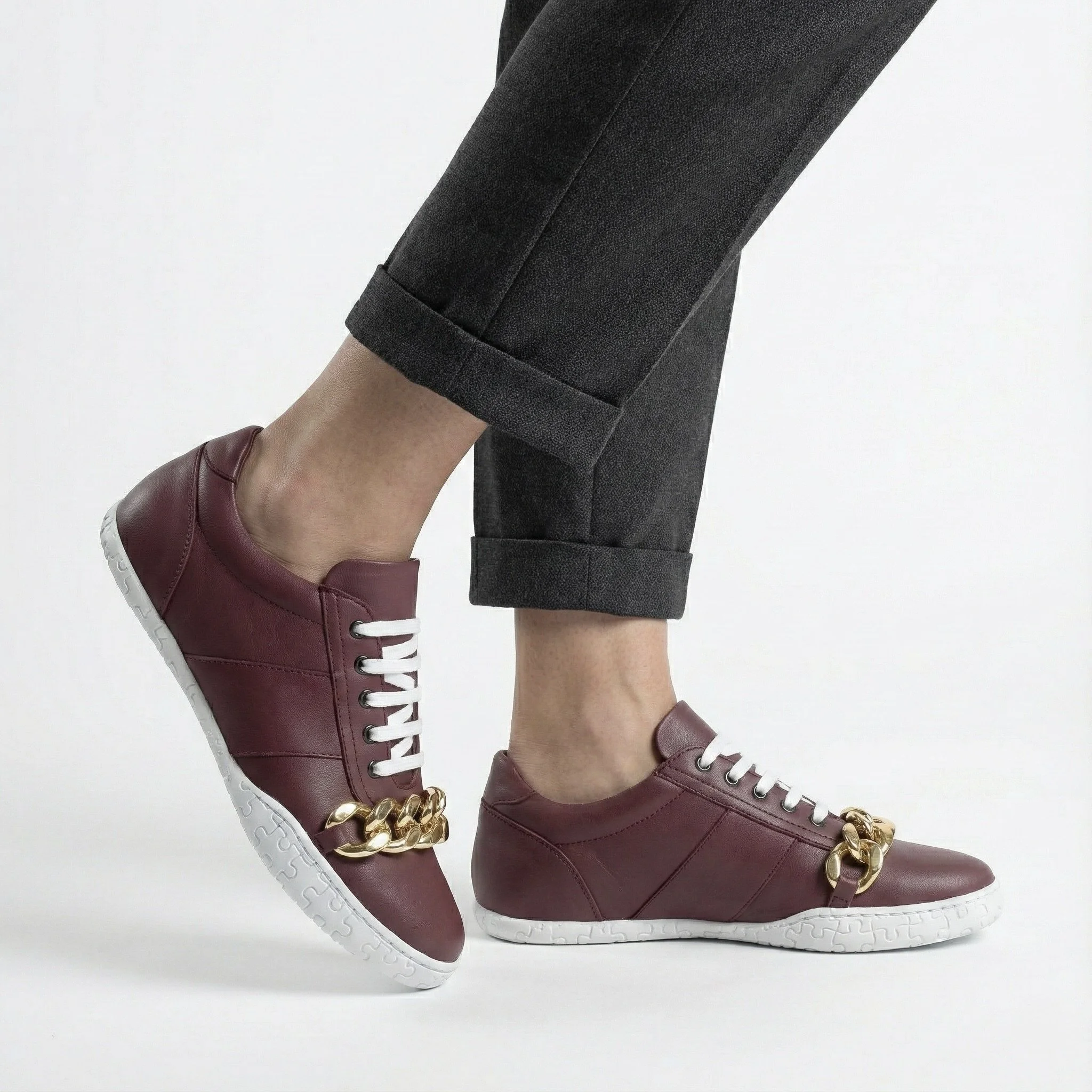 Womens Épure Chaîne Low Minimal Metal Sneaker 1.jpeg