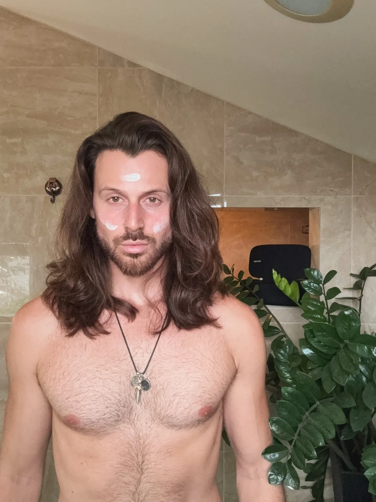 Beauty that reveals your uniqueness > beauty that keeps you standardized

Beauty as alignment > beauty as enhancement

Knowing the self > decorating the self

The difference here is: intentionality 🌿🤍

And that&rsquo;s why I gravitate towa