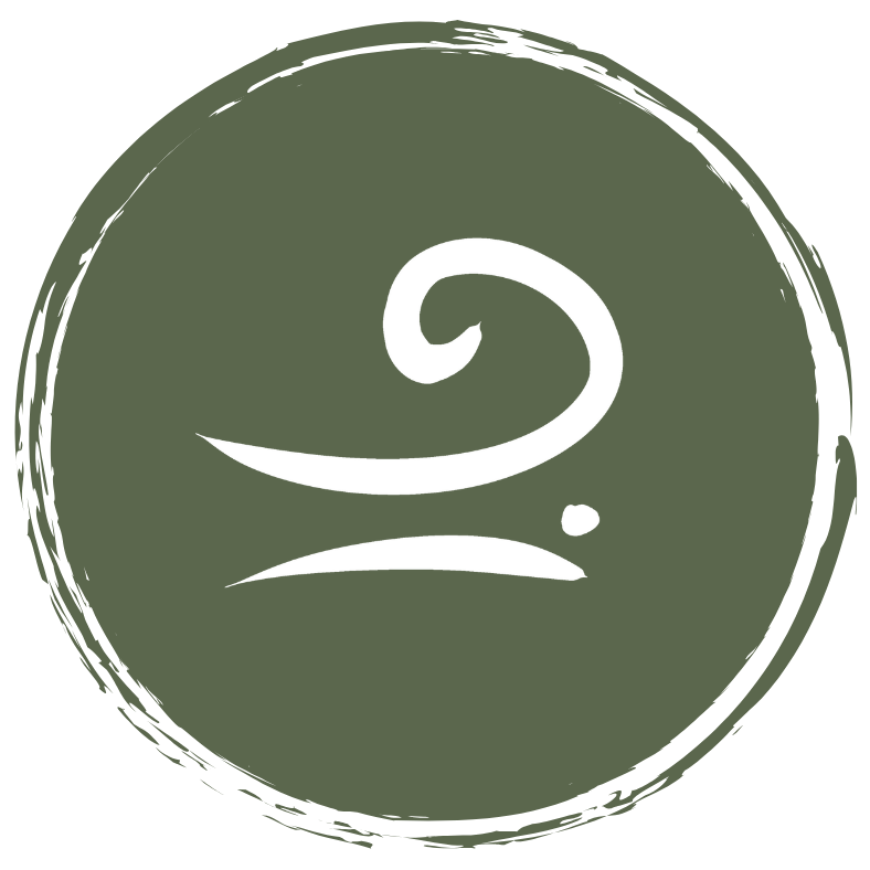 Bayside Malbourne Naturopath Eloise Smith from clean slate naturopathy Green circular logo with a white stylized question mark in the center.