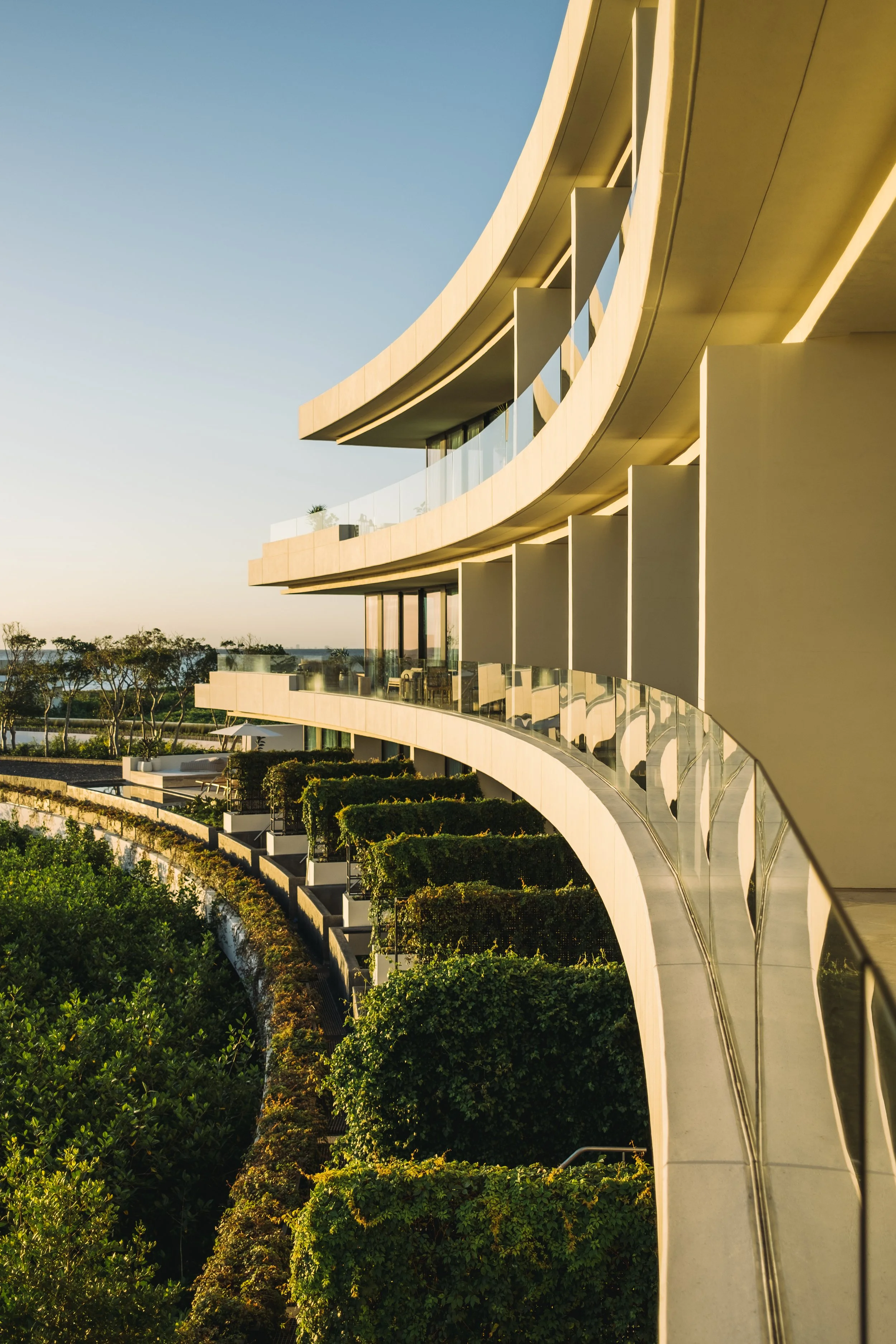 Tatiana Sheveleva-ChapiDesign-St. Regis-Kanai-01