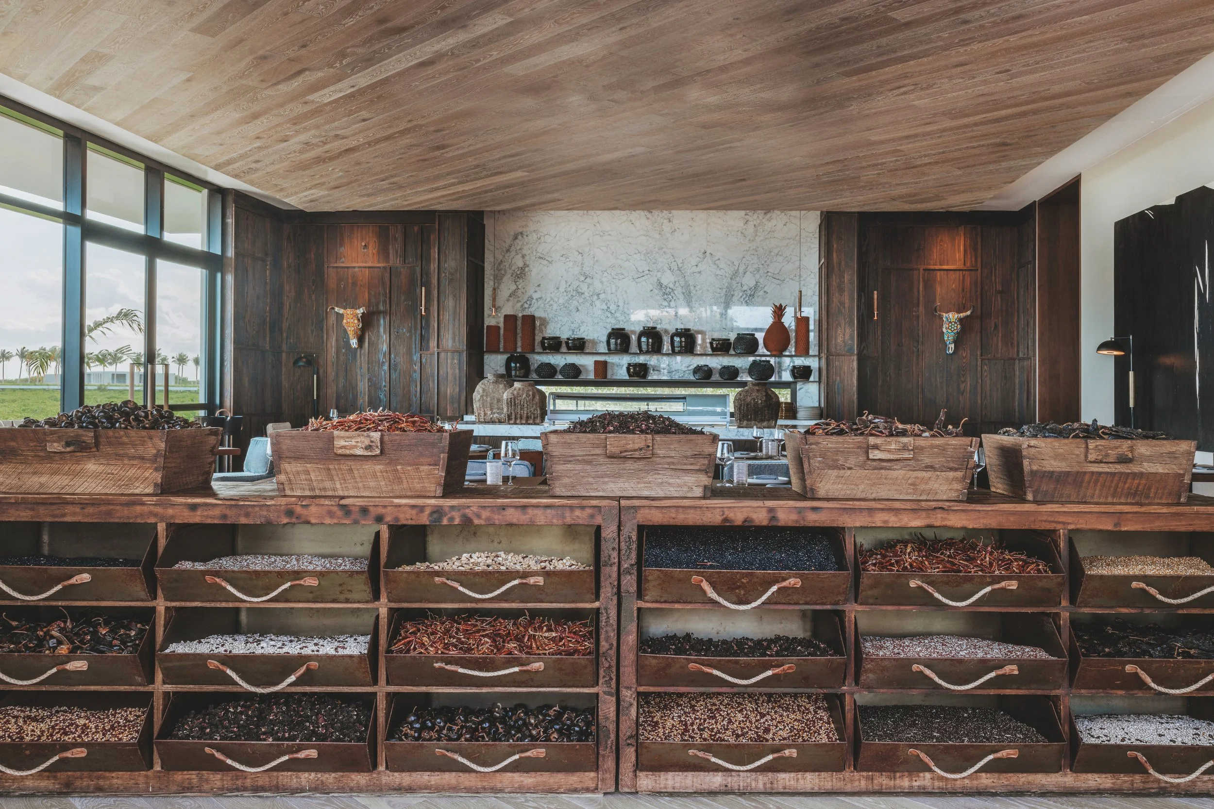 Tatiana Sheveleva-CHAPI Design-St. Regis-Kanai-Restaurant-TORO