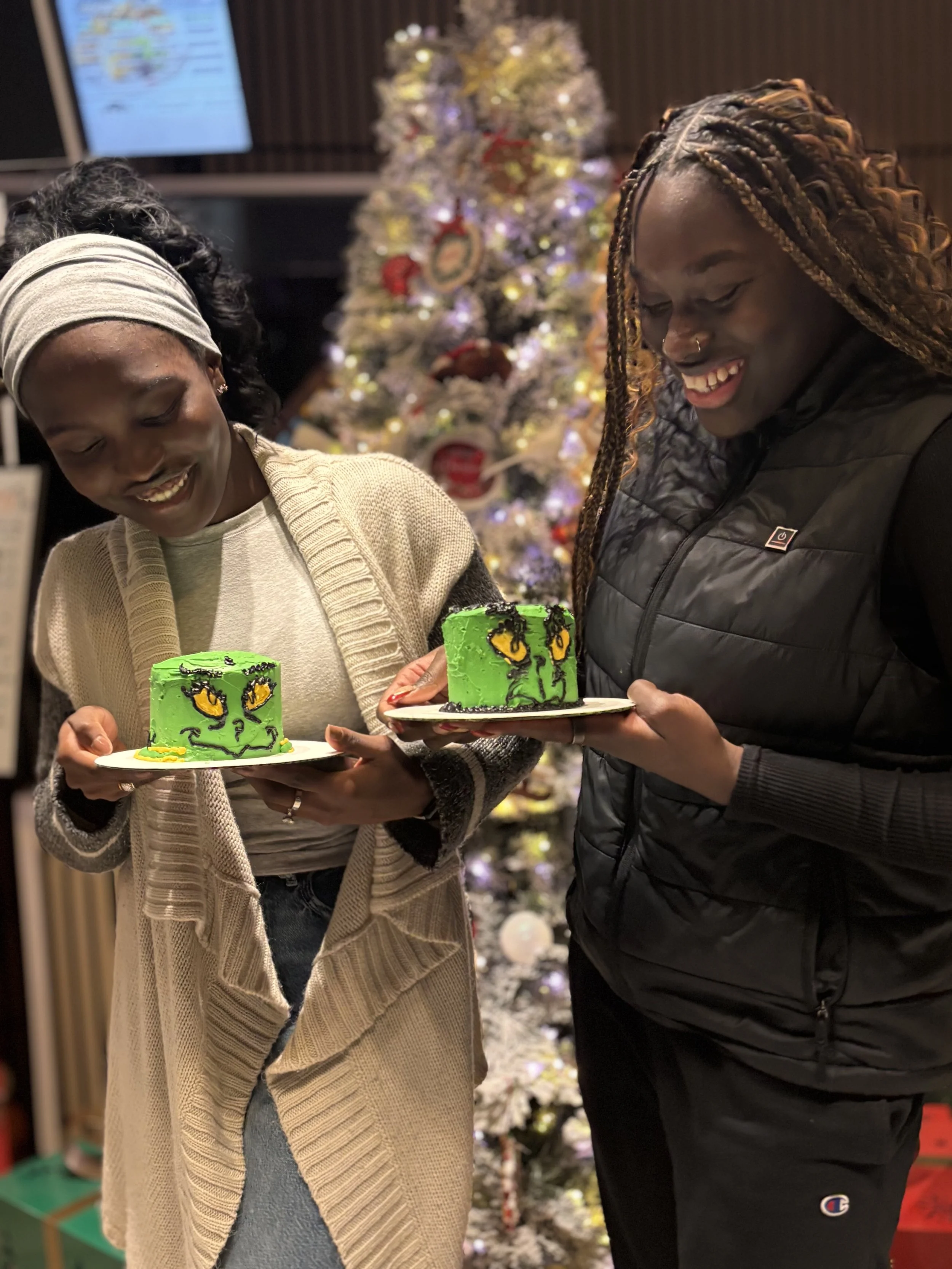 Paintbrush N Beyond - Sip, Swirl,& Sleigh