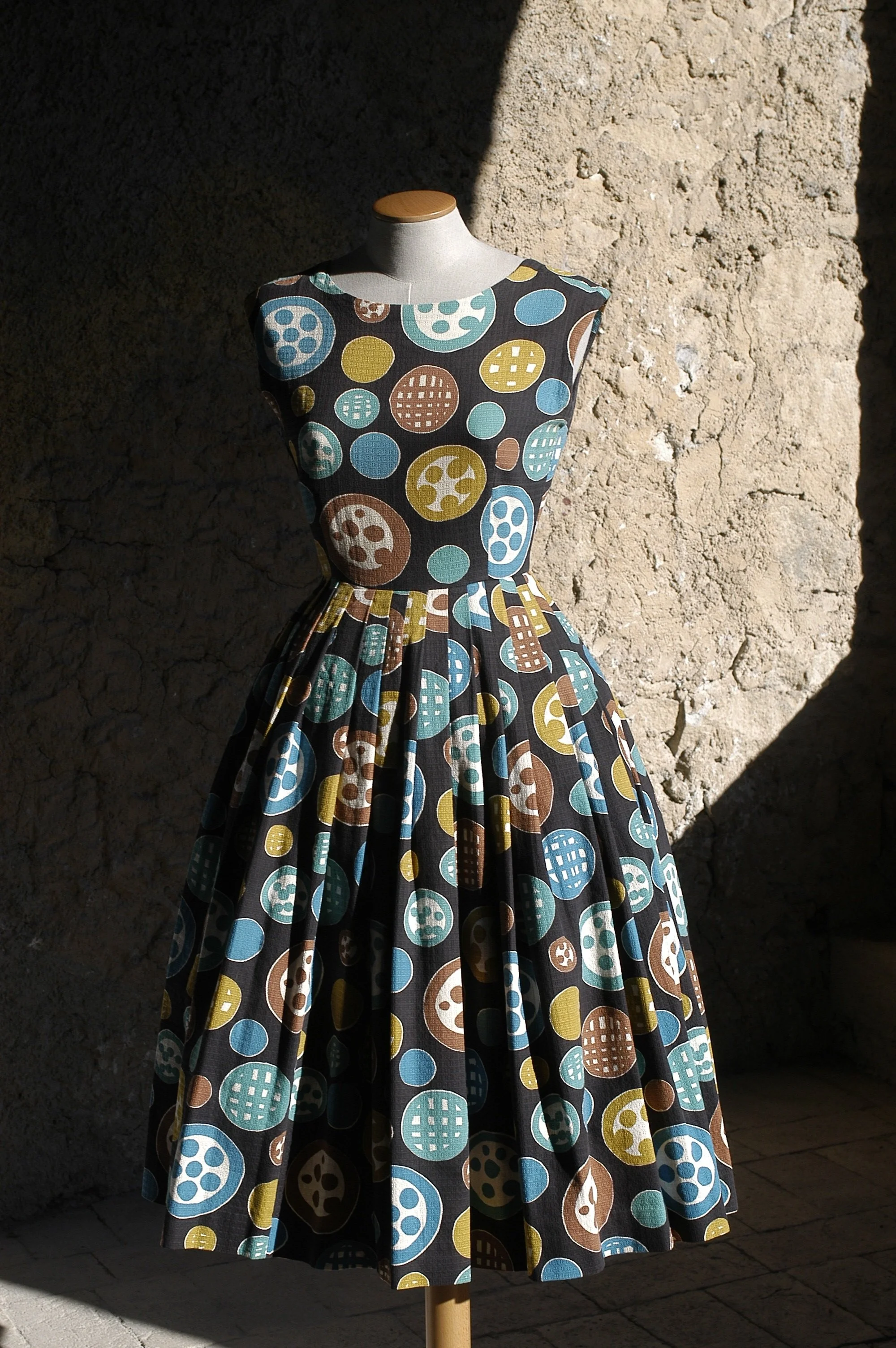 Authentic, 1950s