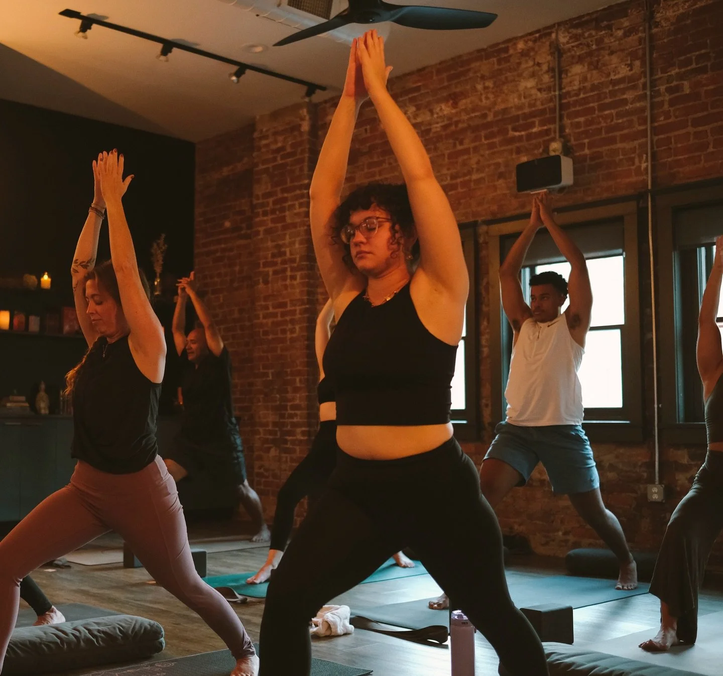 ✨A moment of love for those of you who are: 

&bull; emotionally attached to one location in the studio
&bull; in a committed relationship with ALL the props
&bull; already in a hoodie before lights dim for savasana 
&bull; too yoga stoned to put you