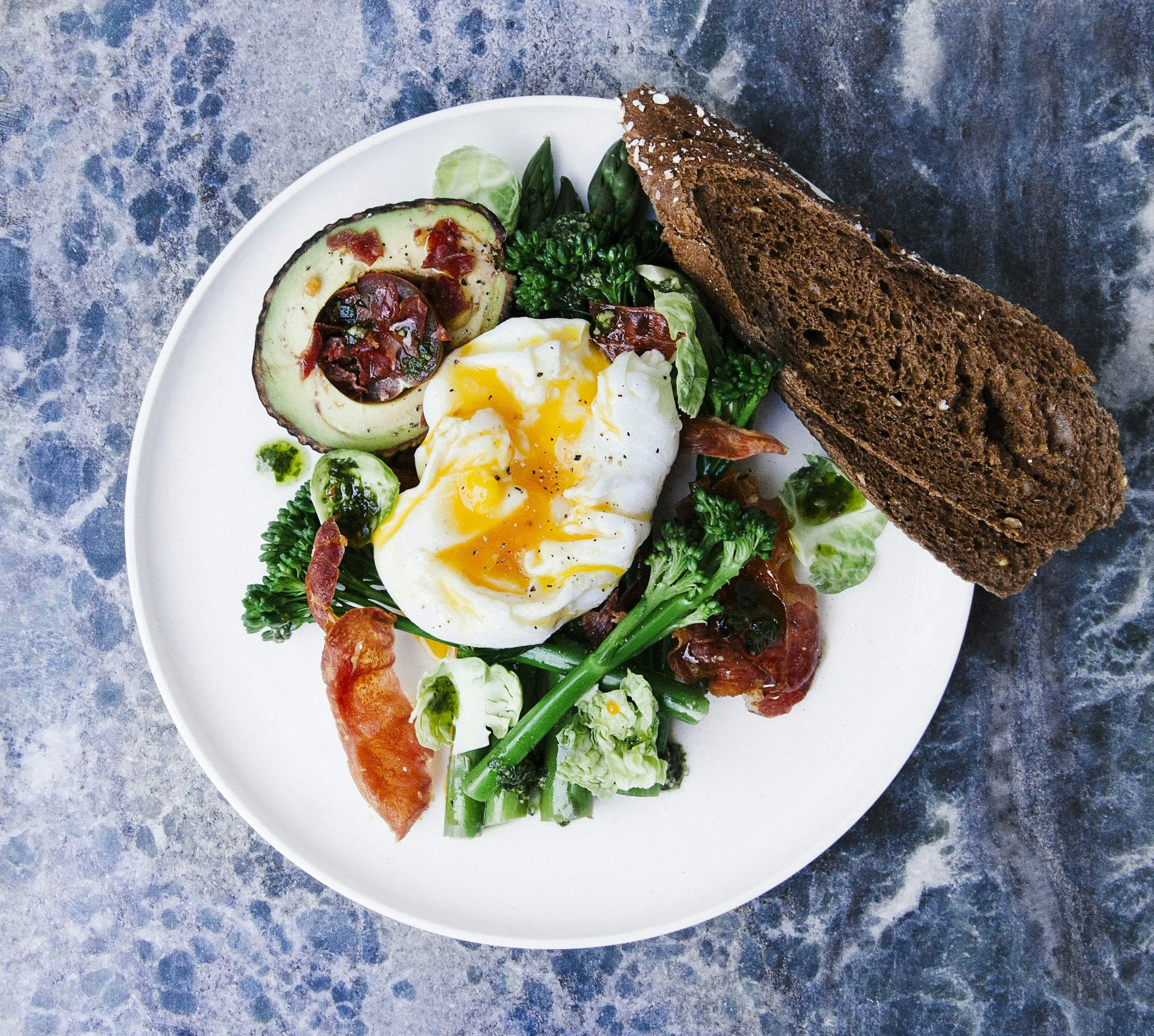 Why Breakfast Is Different with Gestational Diabetes: A Dietitian’s Guide
