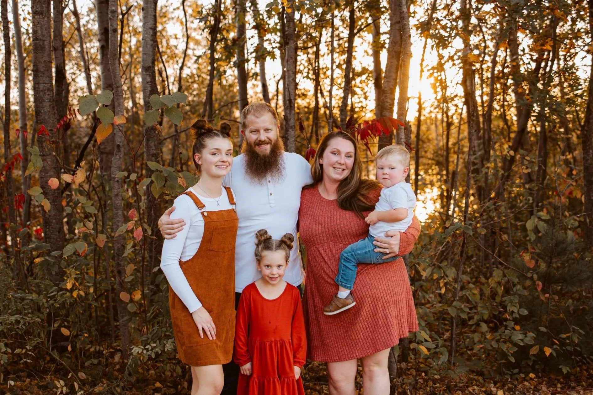 Family photo in the fall in Minnesota