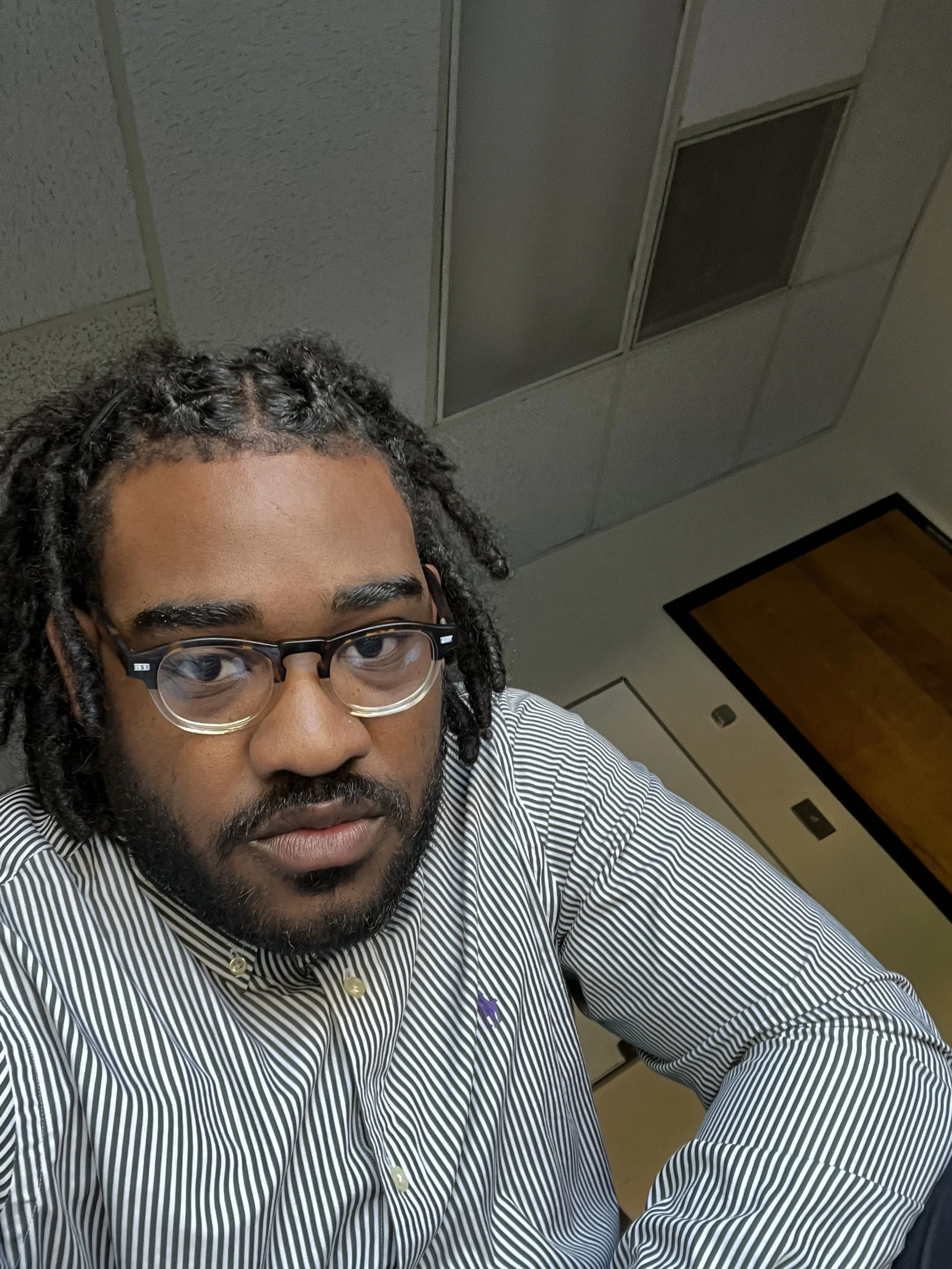 Building Bridges, Not Barriers: A Guide to Effective Communication in Relationships