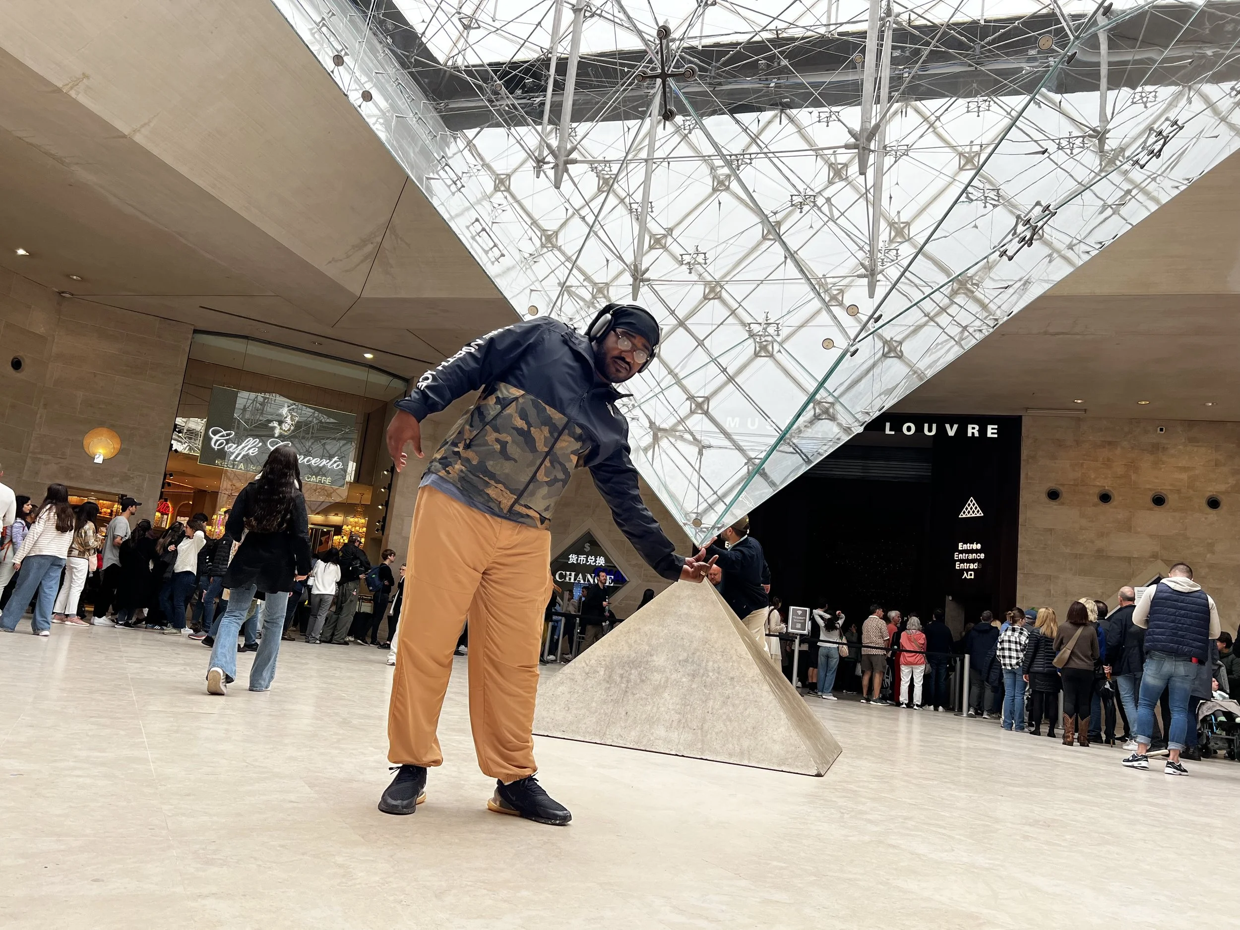 A Trip to Paris: How Stepping Into Another Culture Reshapes the Way We Relate