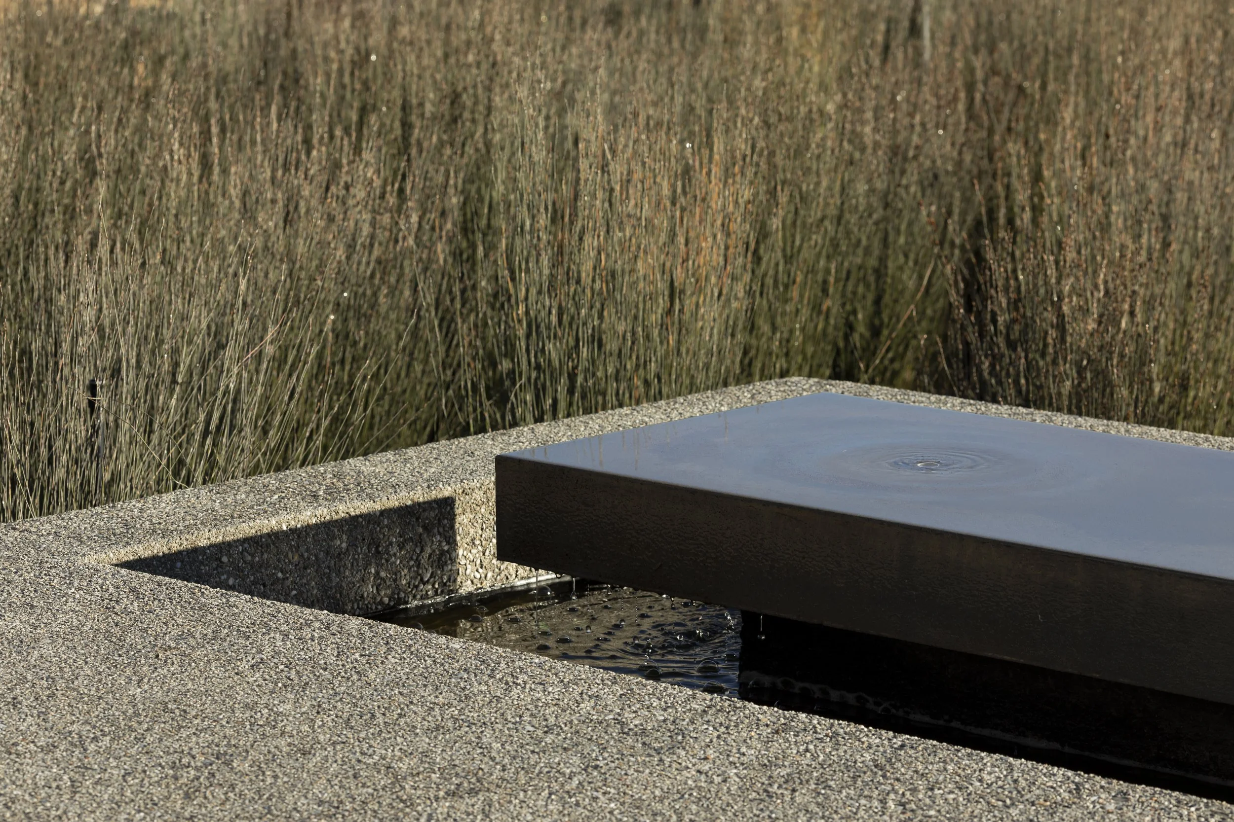 henry-blakely-landscapes-christchurch-minimalist-water-feature-design.jpg