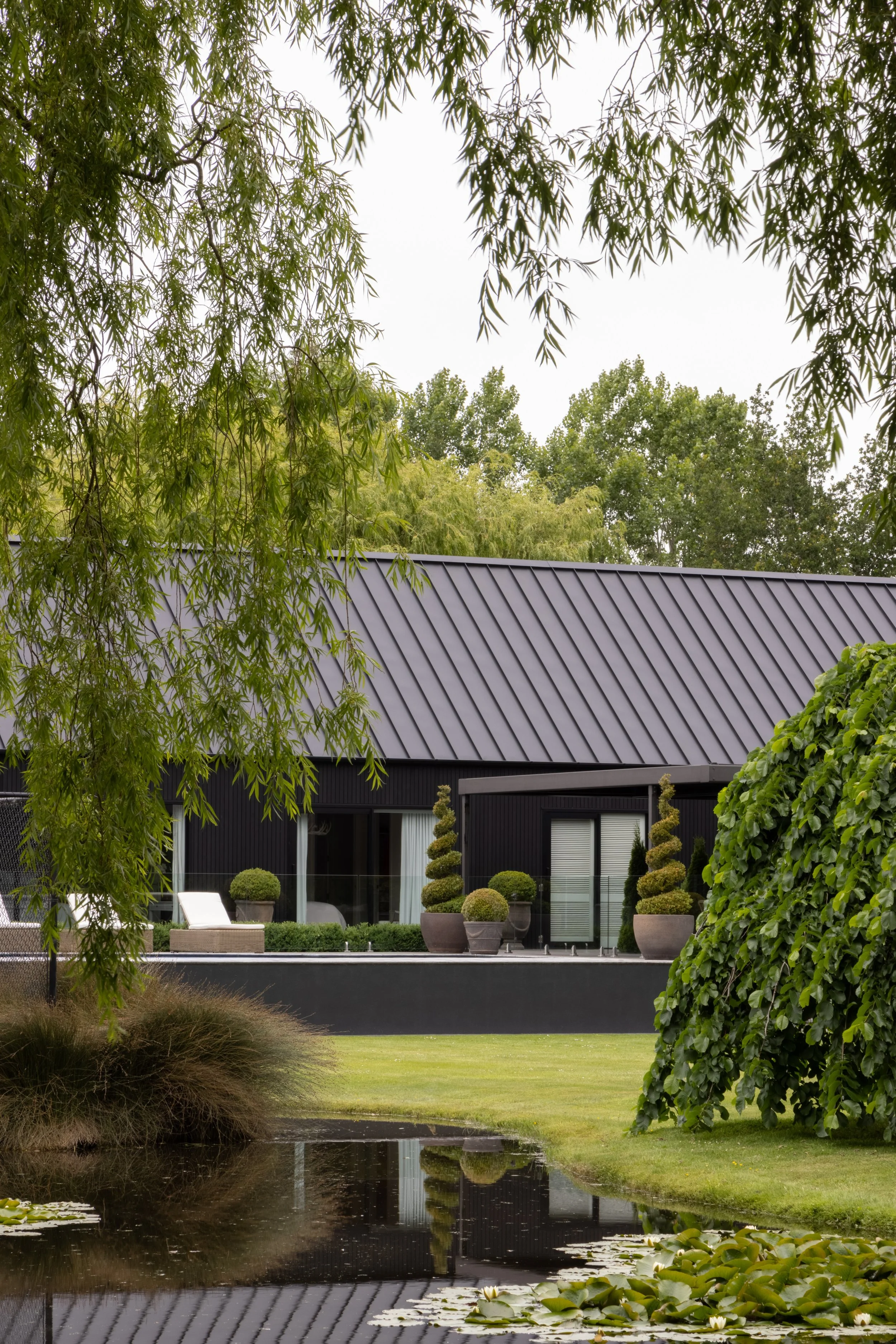 henry-blakely-landscapes-christchurch-raddens-road-pond-house-close.jpg