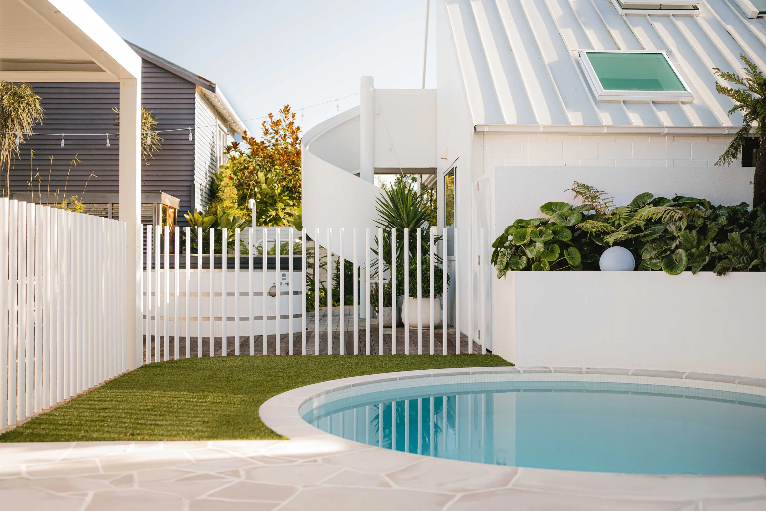 henry-blakely-landscapes-christchurch-swimming-pool-fence-house.jpg.jpg
