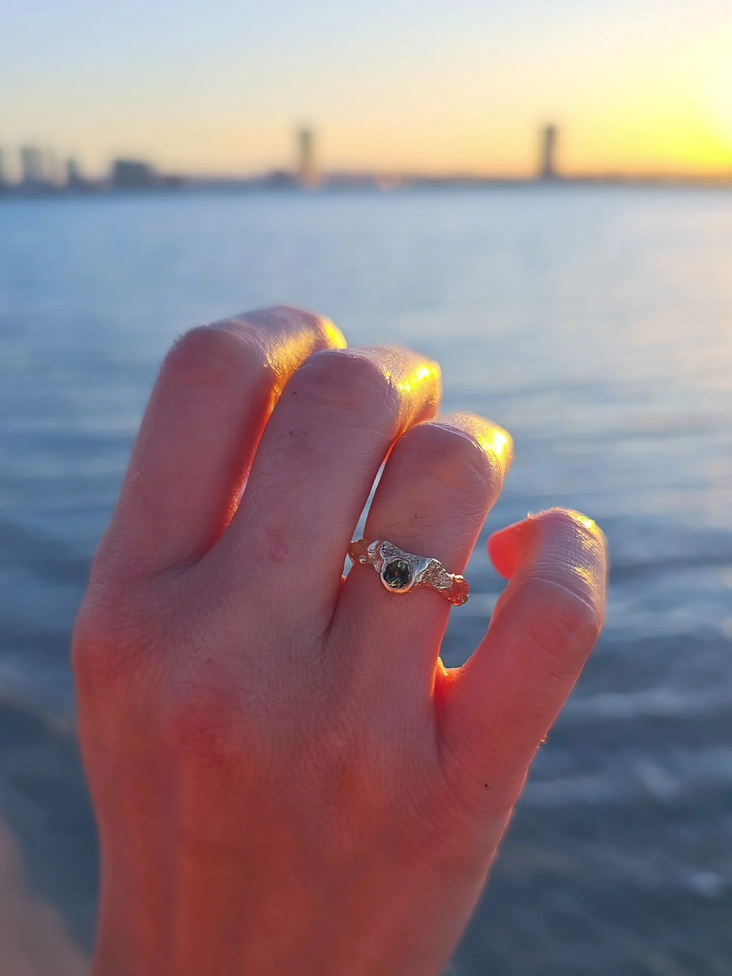 This golden sapphire ring holds the imprint of sand and the warmth of the setting sun.

A piece shaped by earth and fire, kissed by ocean and sky.

For the ones with hearts (and hands) of gold.

Customs currently open 🌞💛