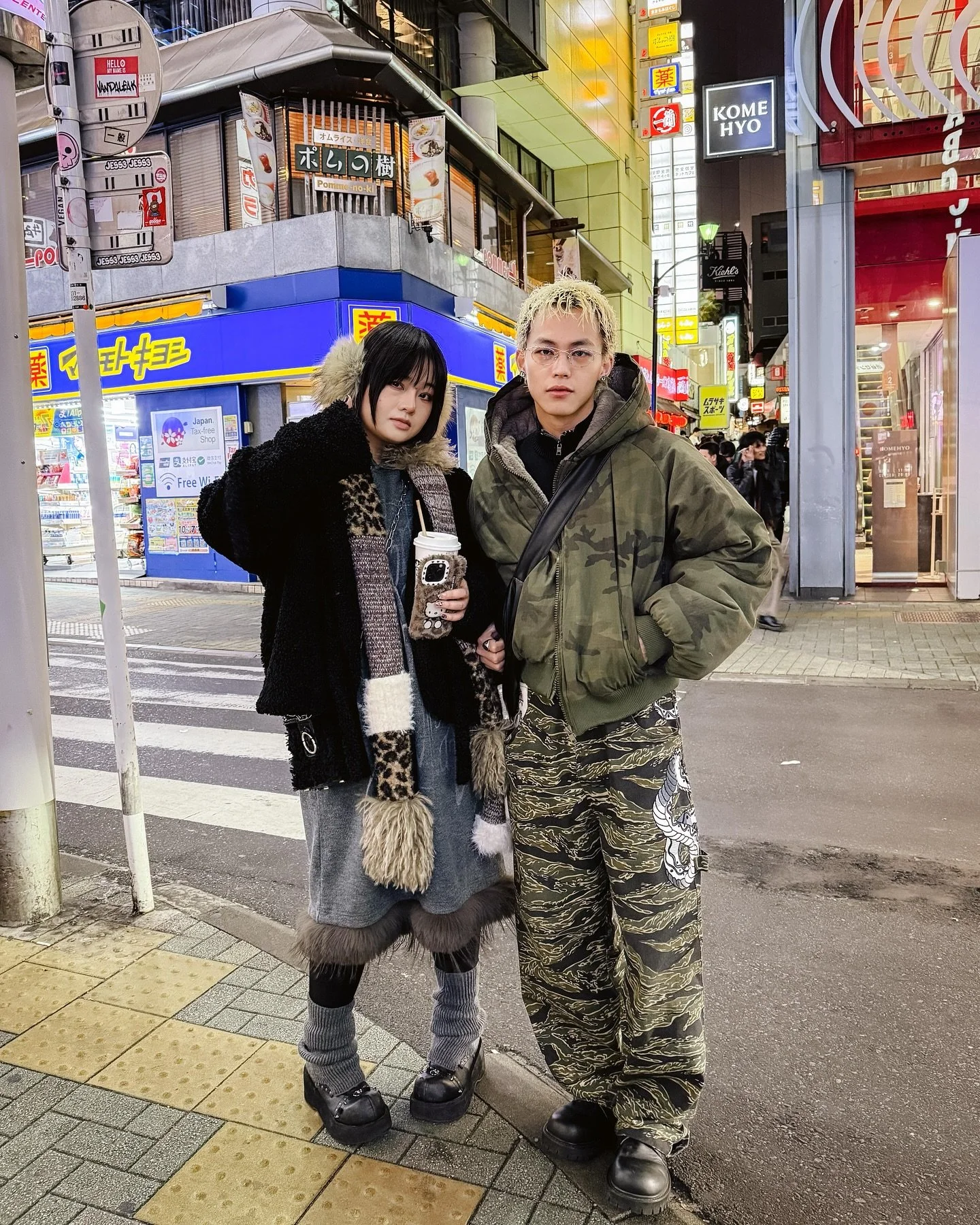 There&rsquo;s the traditional side of Japan&hellip; and then there&rsquo;s the weird and quirky side. It seems to me that the Japanese have created a fantasy world all their own, which really comes across with streetwear.
.
.
.
#harajuku #japanesestr