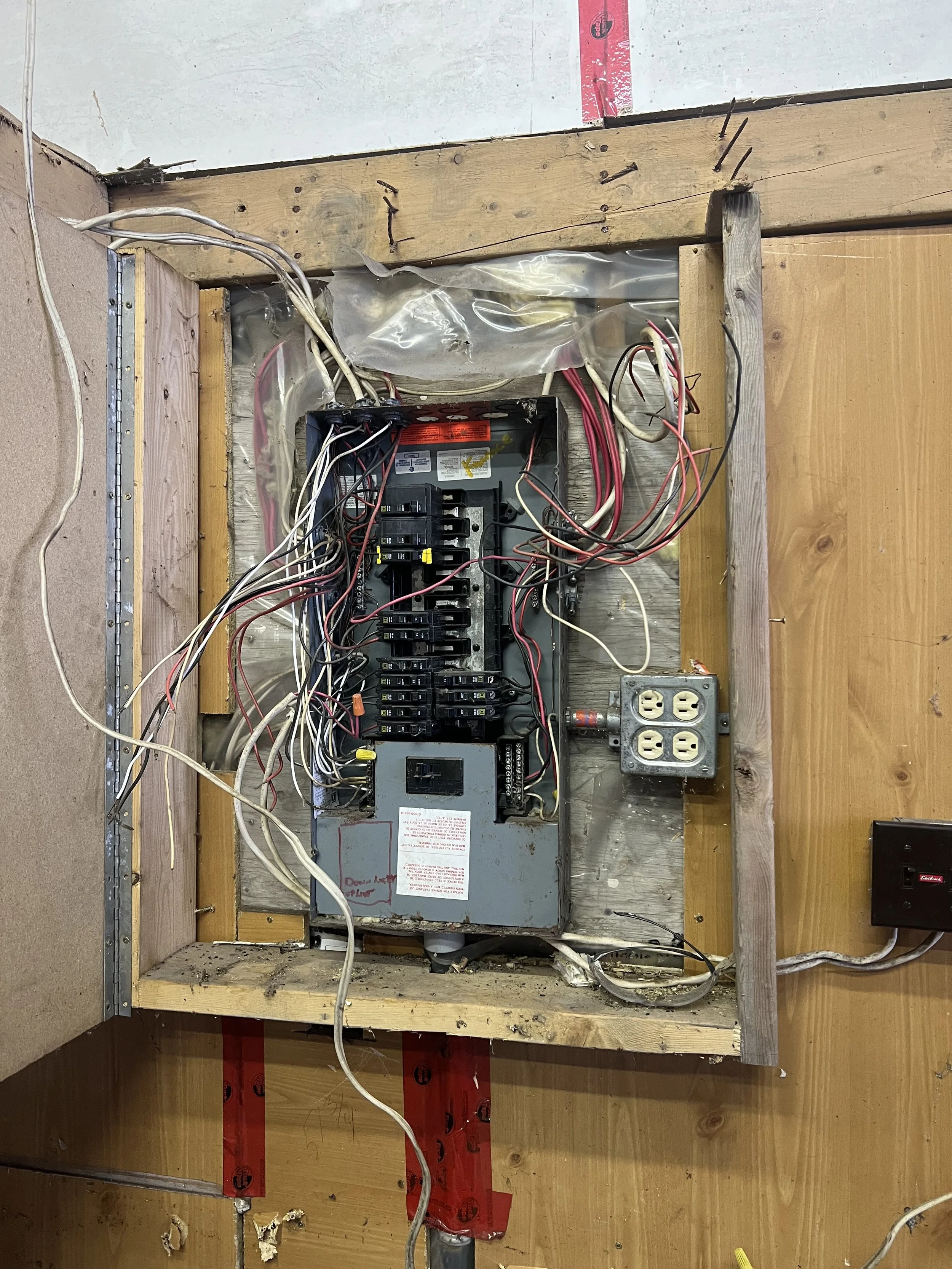 Oranssi project: studio shed