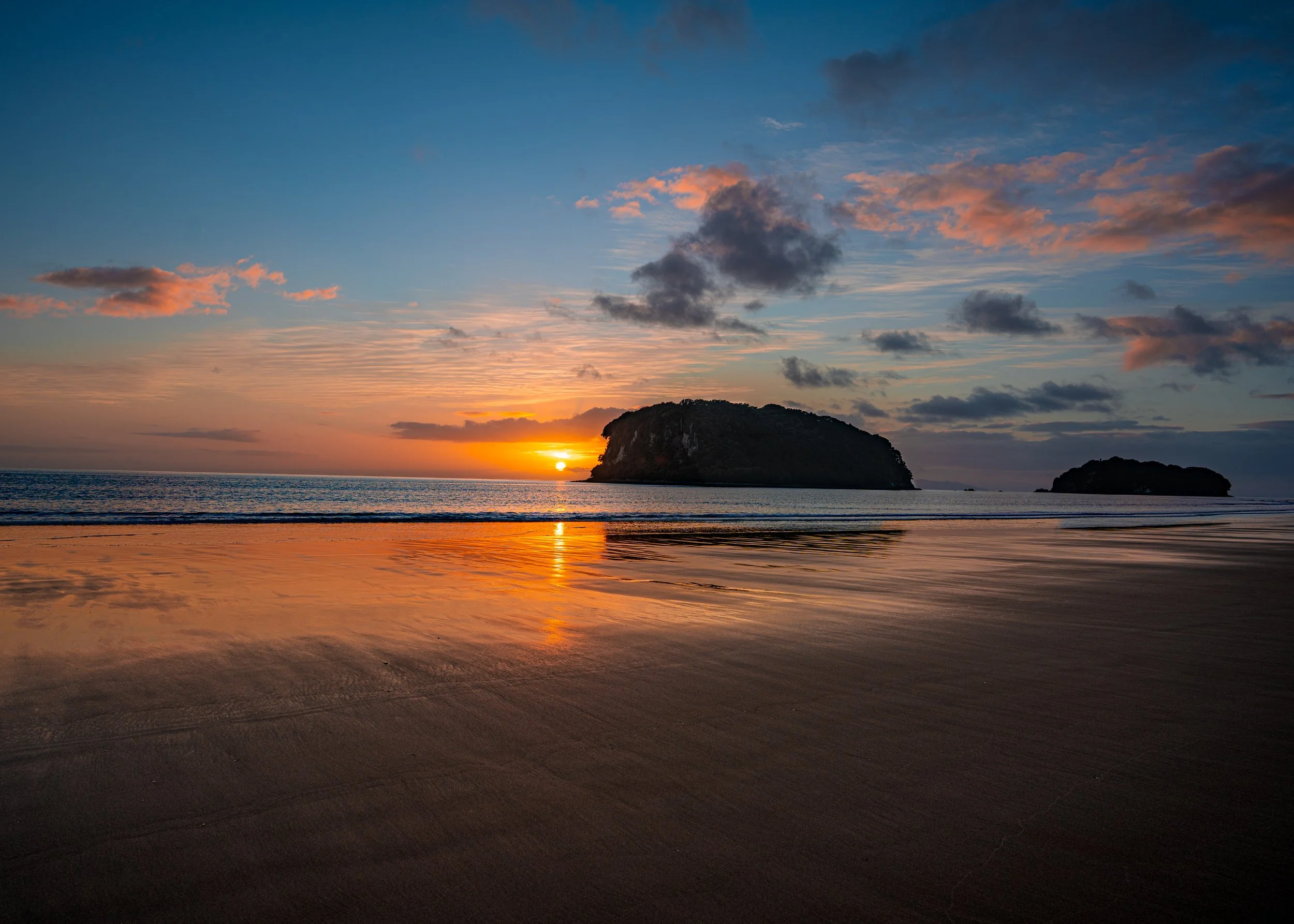 Whangamata Sunrise (10 of 1).jpg