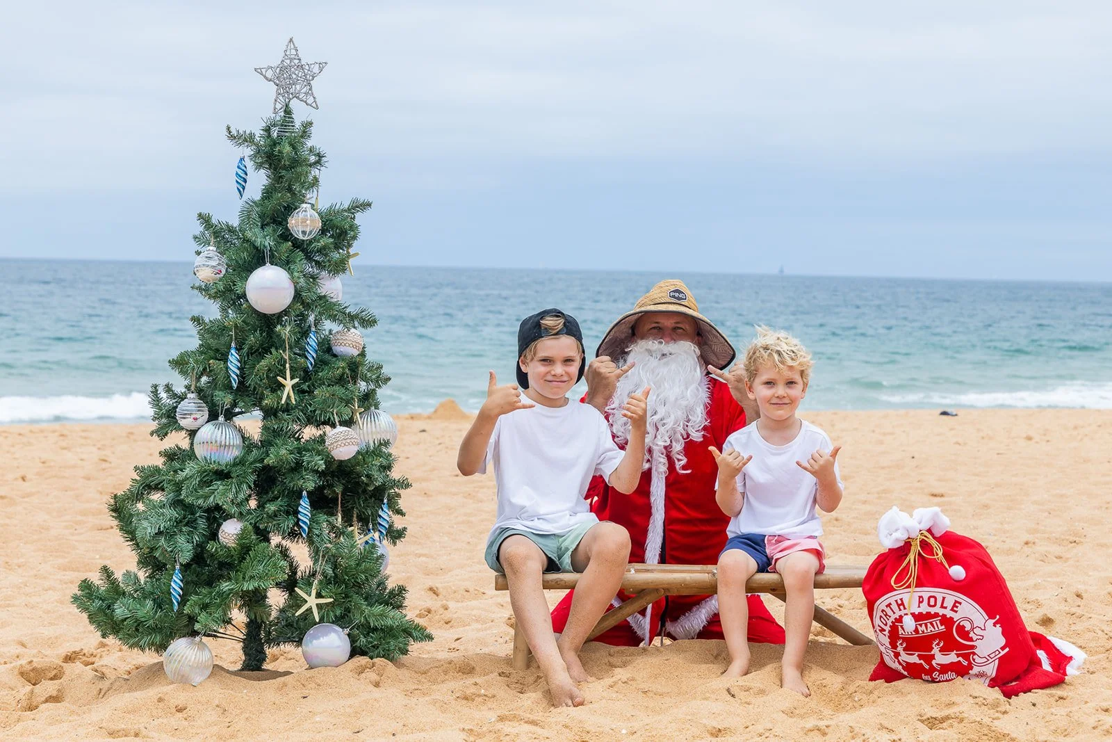 Santa on the Beach 812 SG_0561.jpg
