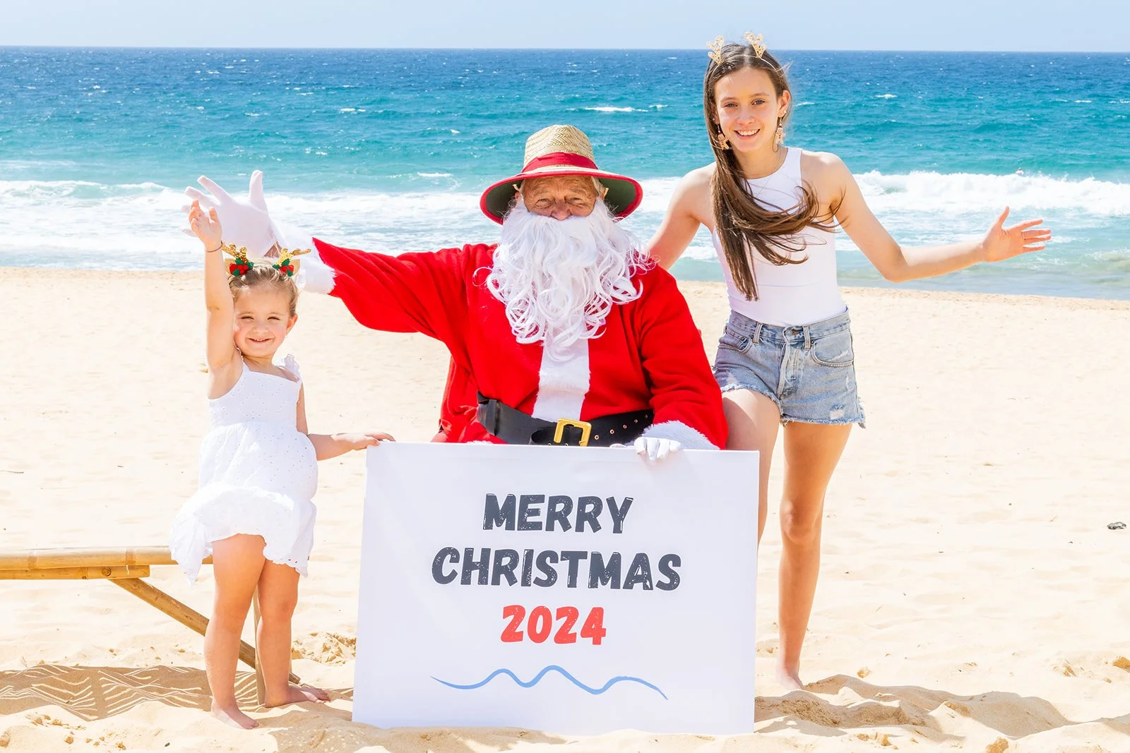 Santa on the Beach 911 NC 2024_330_websize.jpg