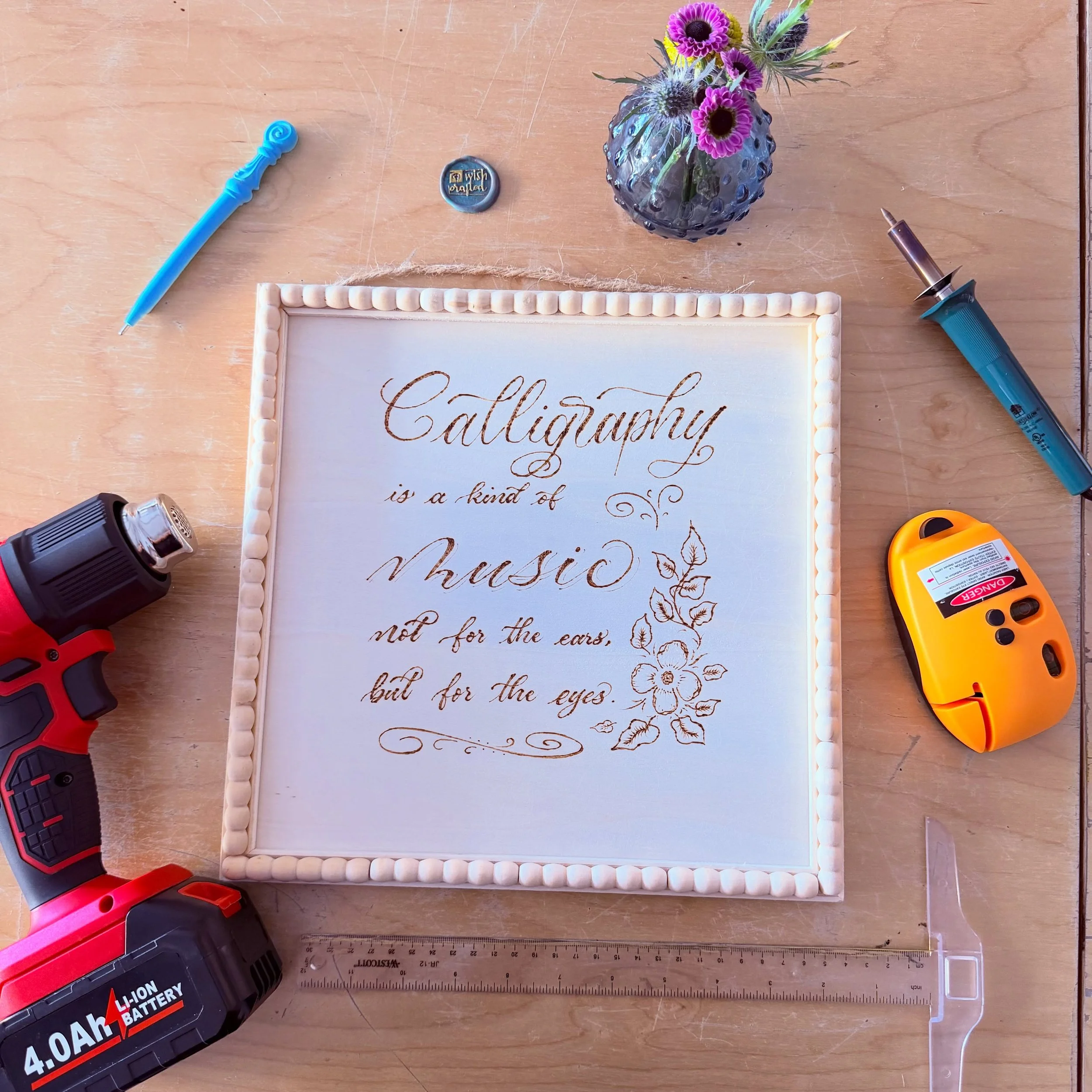 Practicing my wood burning skills 💪🏼

Each tool feels different and takes some practice to get the hang of it. 
Have you tried wood burning? 
.
.
.
#moderncalligraphy #rzoocalligraphy #rzoocrafts #woodburning #awishcrafted