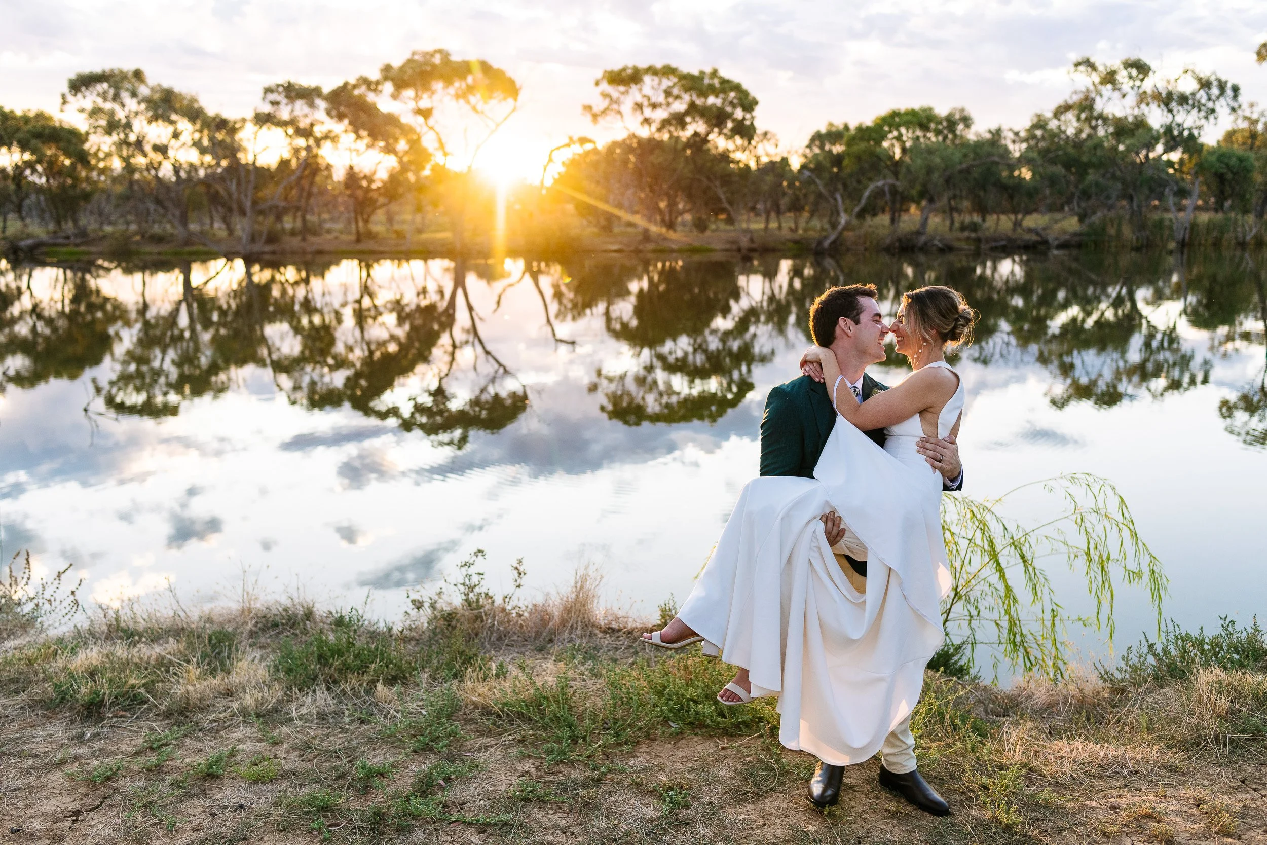 Gunbower_Boat_Wedding_weddingsbyjim-161.jpg