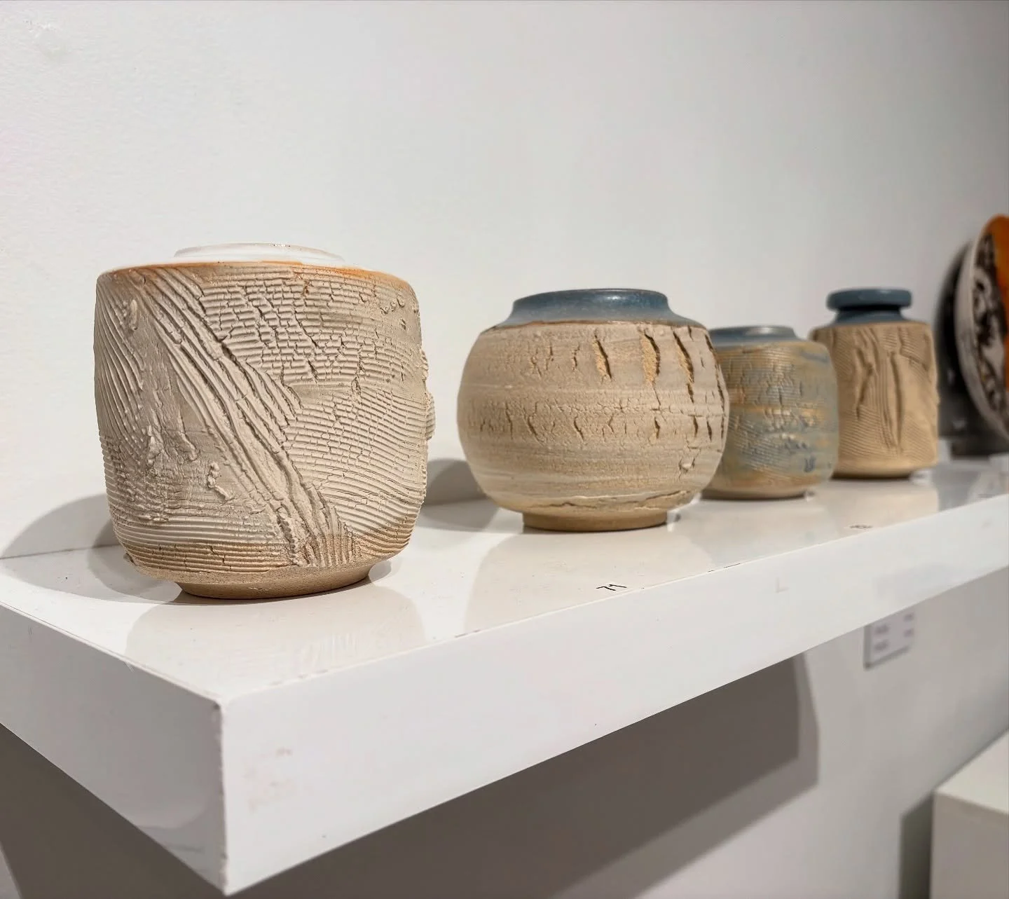 Fractured series now displaying at the @artviewgallery

#ceramics #pottery #madewithkeane #fnqlocal #cairnspottery