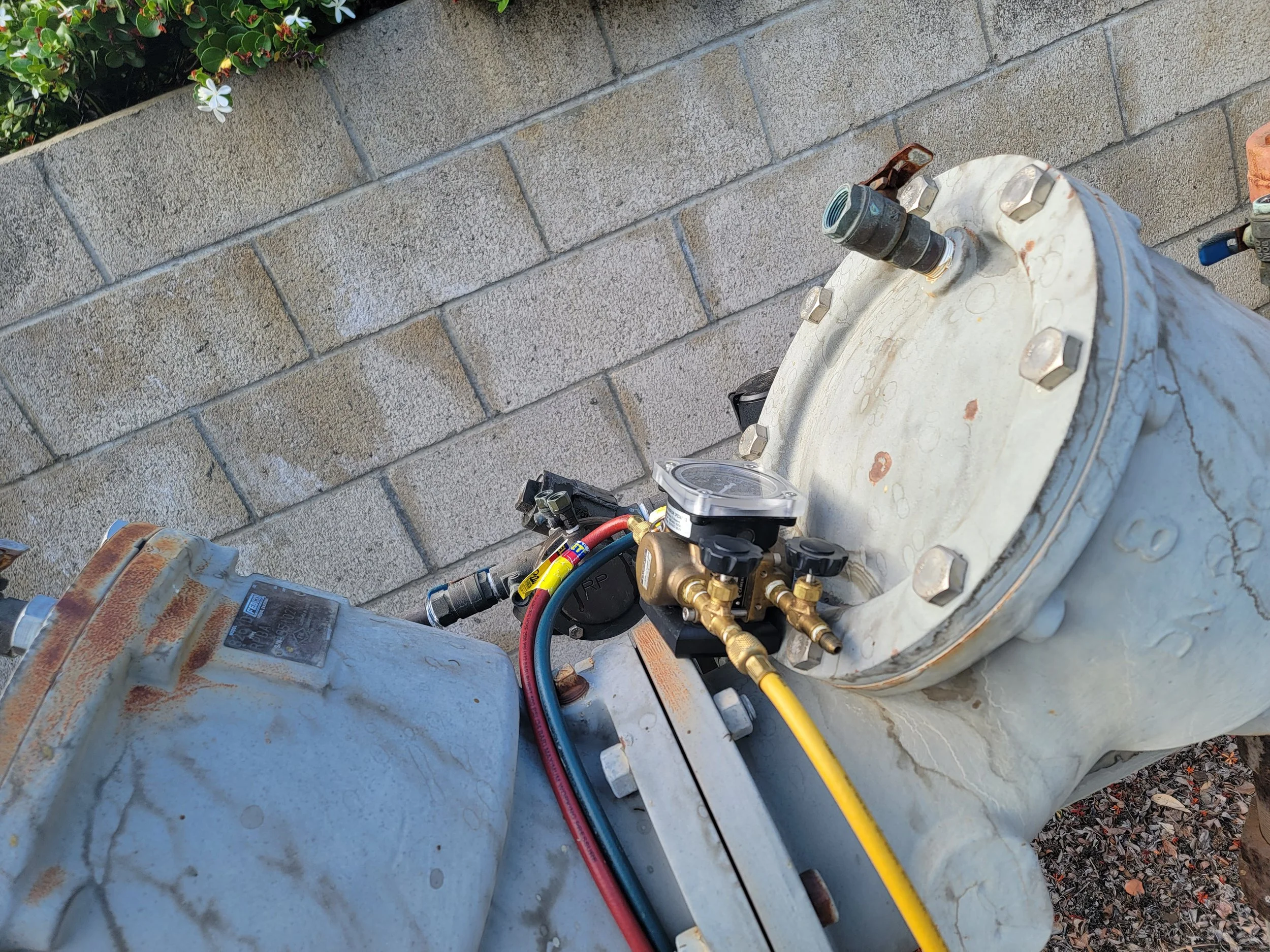 Testing Backflow with a 2 needle Duke-Barton)