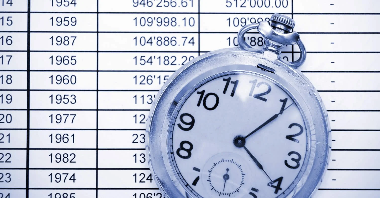 graphic of calendar with clock