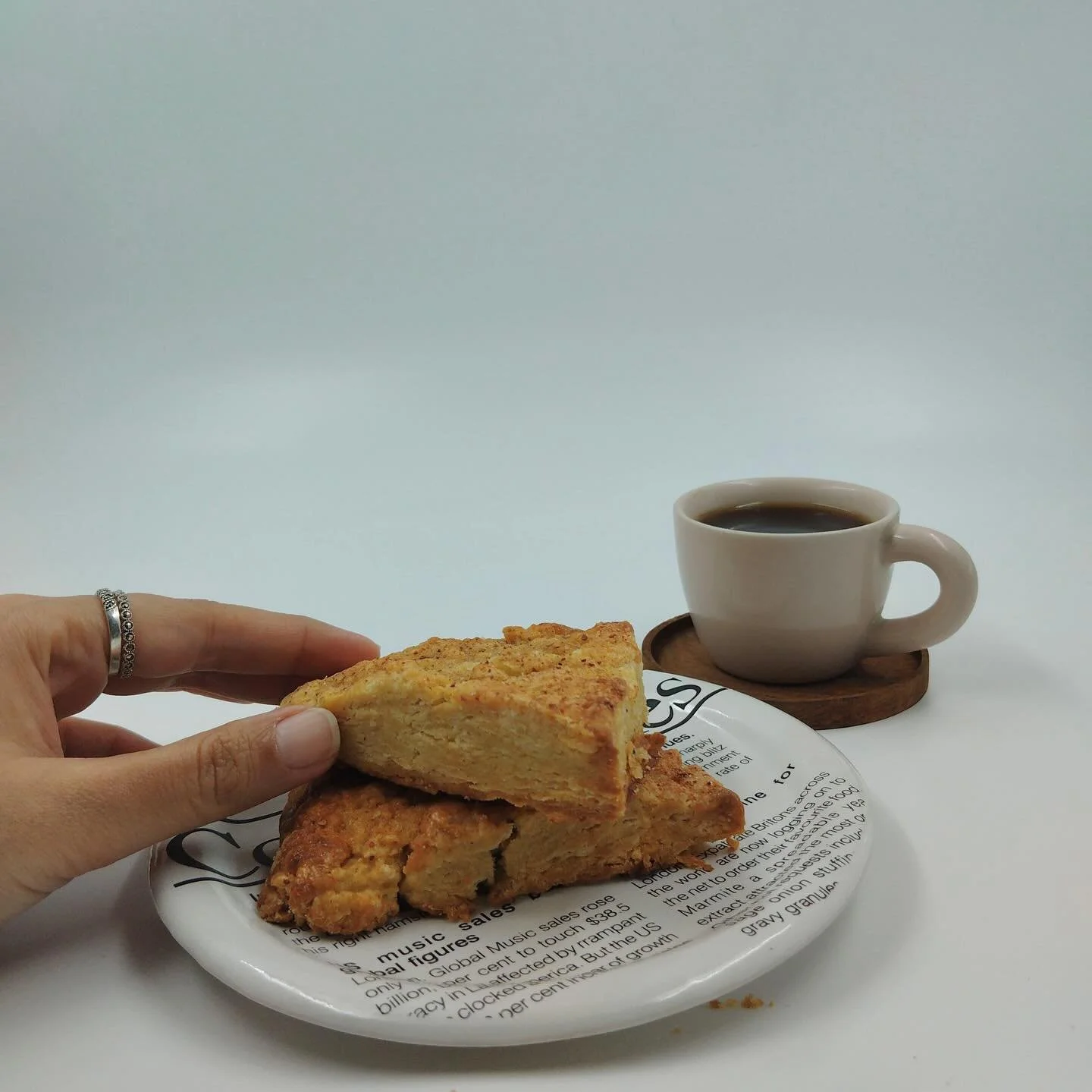 The bearded baker brings to you a crumbiliscious creation. 

Imagine a warm buttery scone with a touch of cinnamon. The perfect balance of sweet and salt. Isn&rsquo;t that sublime and just what the soul needs?

DM or WhatsApp on 96878 81512 to place 