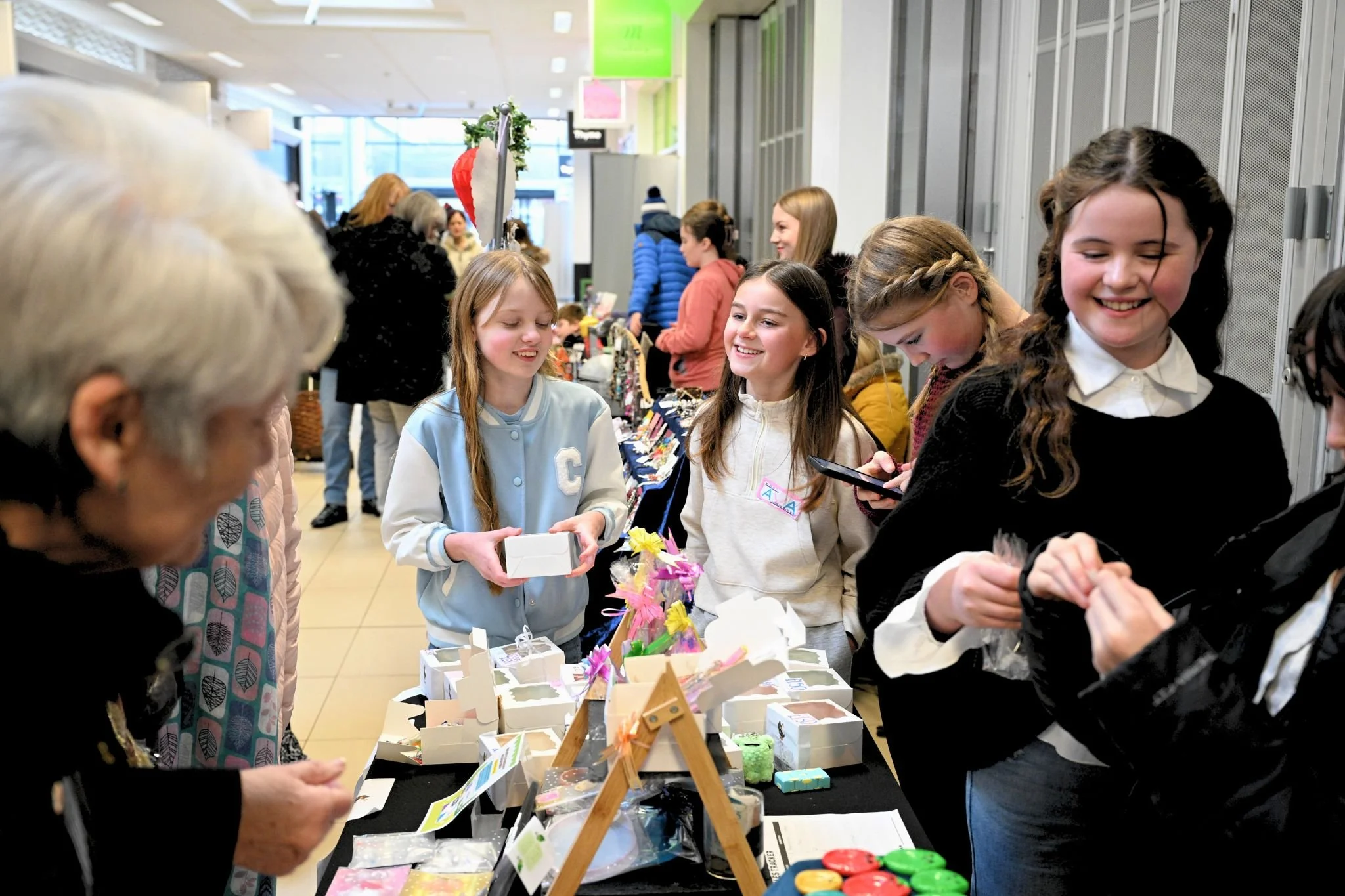 Young talent transforms Teanlowe Shopping Centre 