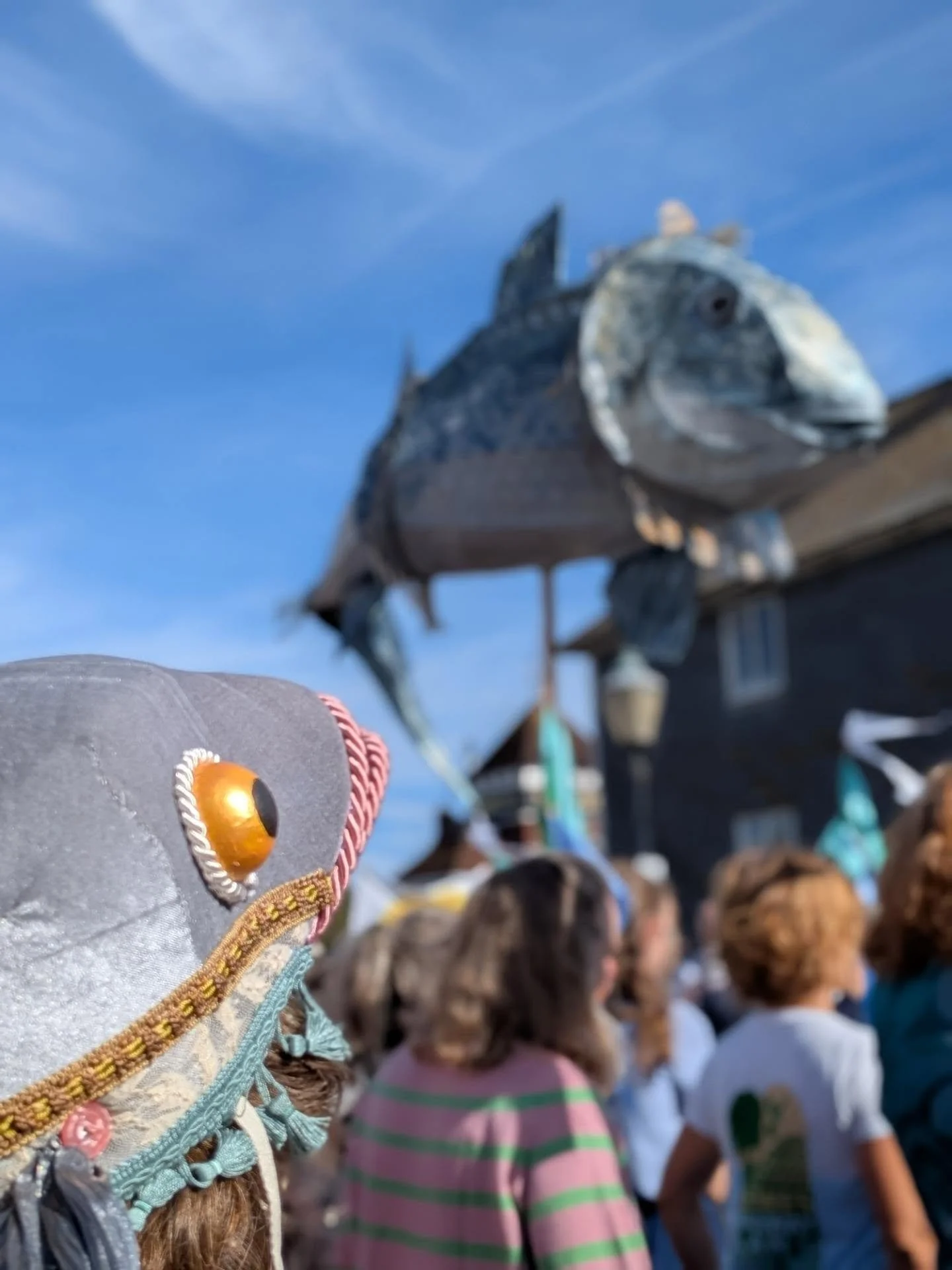 We loved dancing with the riverlution procession this morning. It was the perfect morning outing for our beloved grey mullets and new watery tatter jackets 🐟🐟🩶