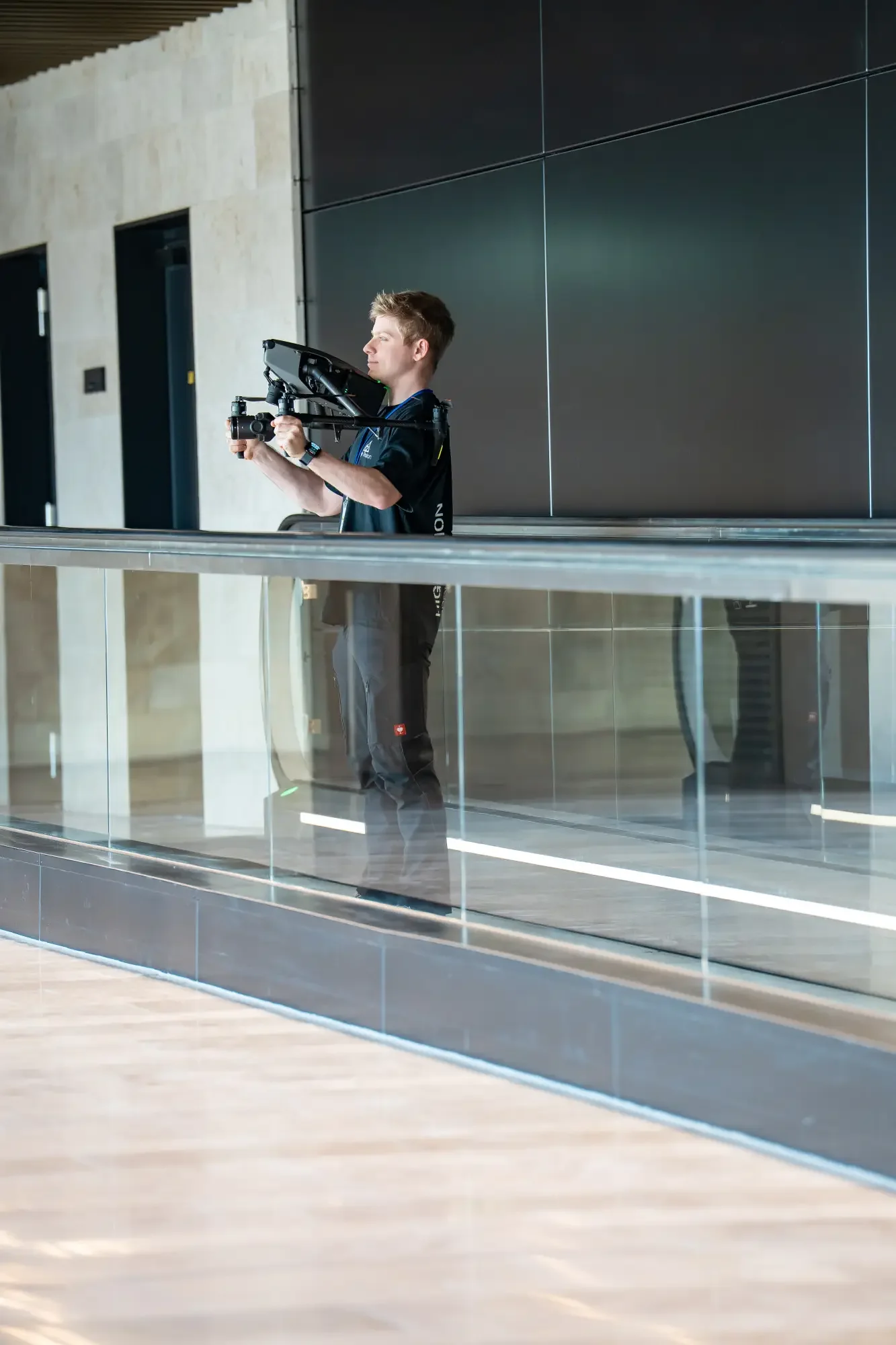 Behind the Scenes T3 Inspire 3 Handheld