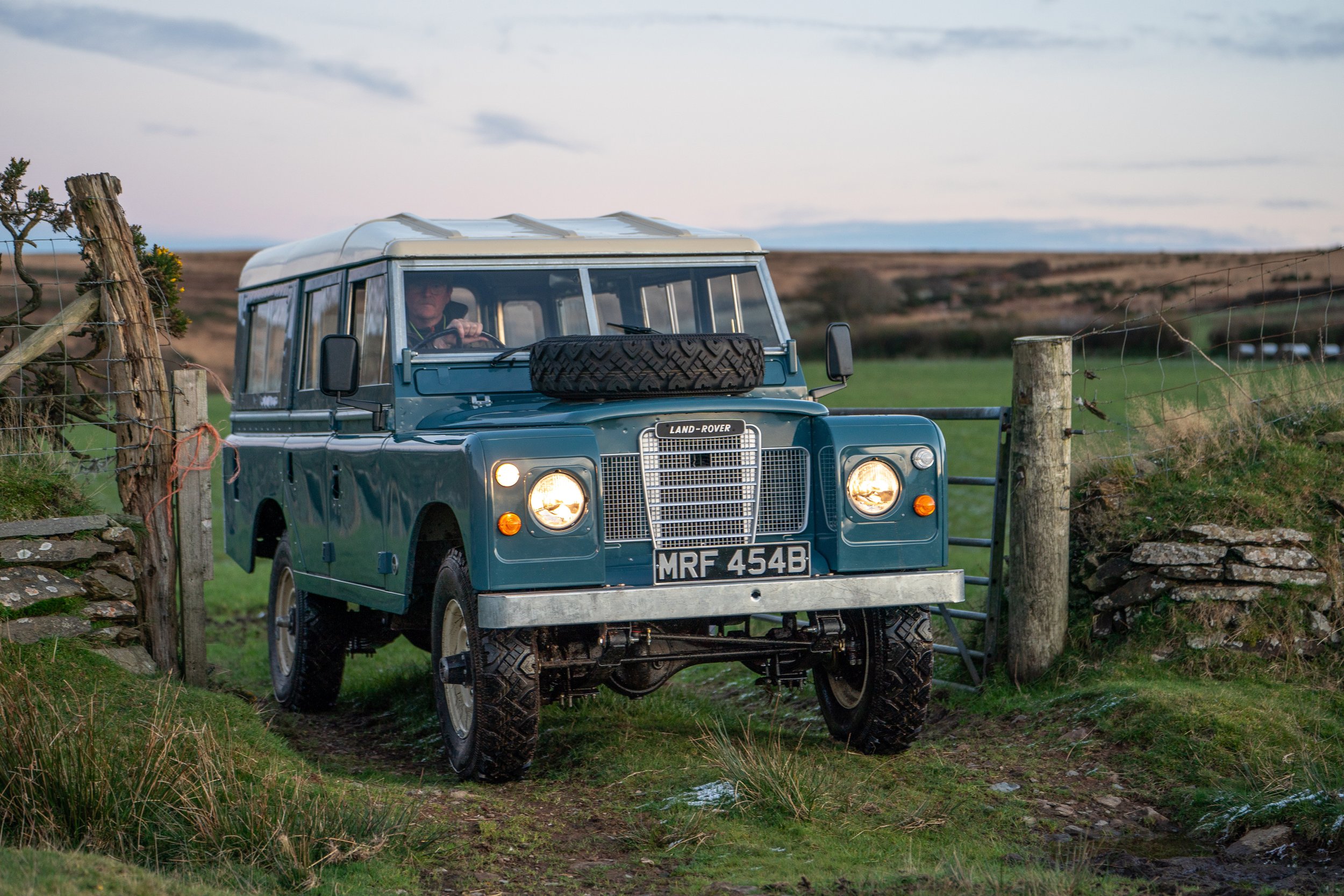 LS909178 - Reduced.jpg