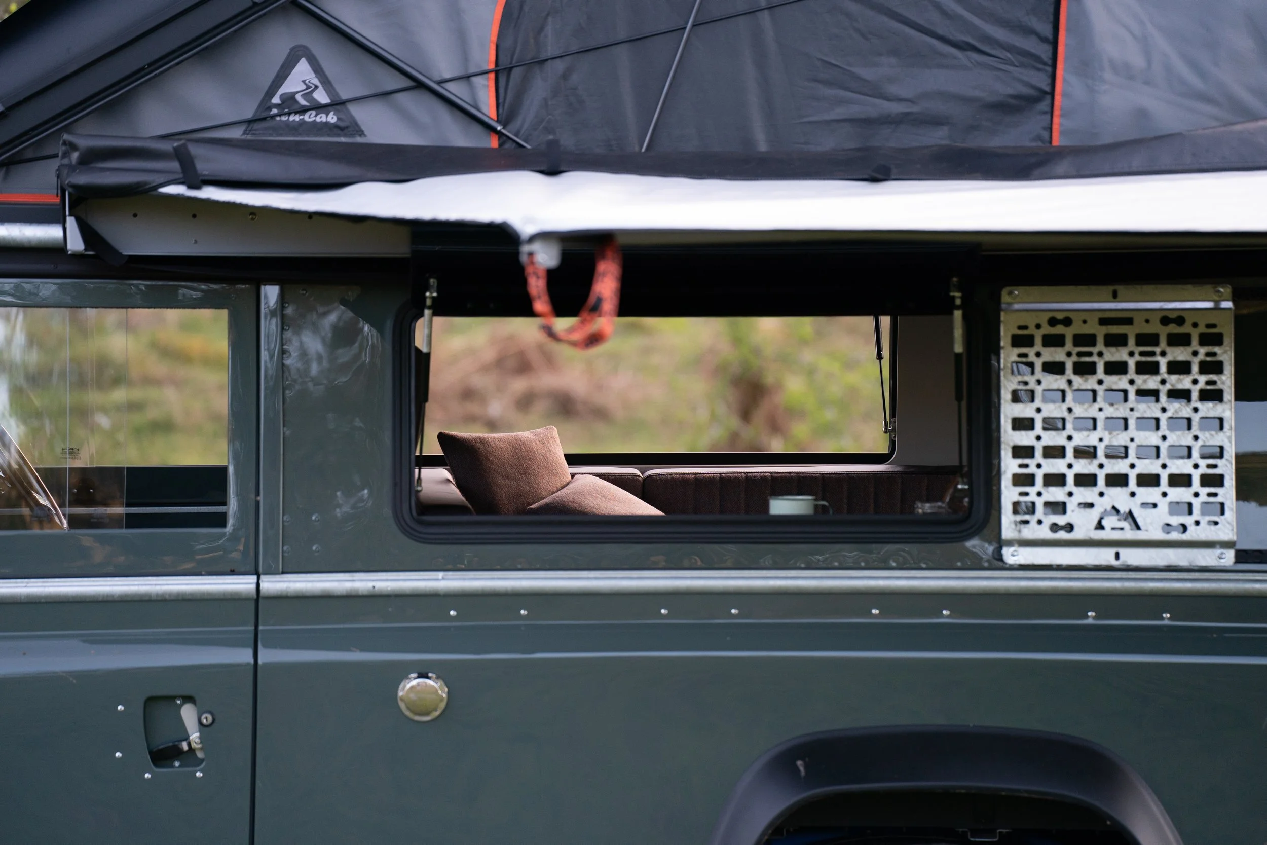 LS907201.jpg