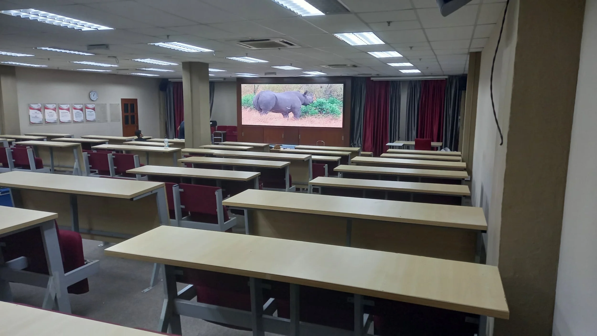 felumina_KPTMKL_dewan1.jpeg