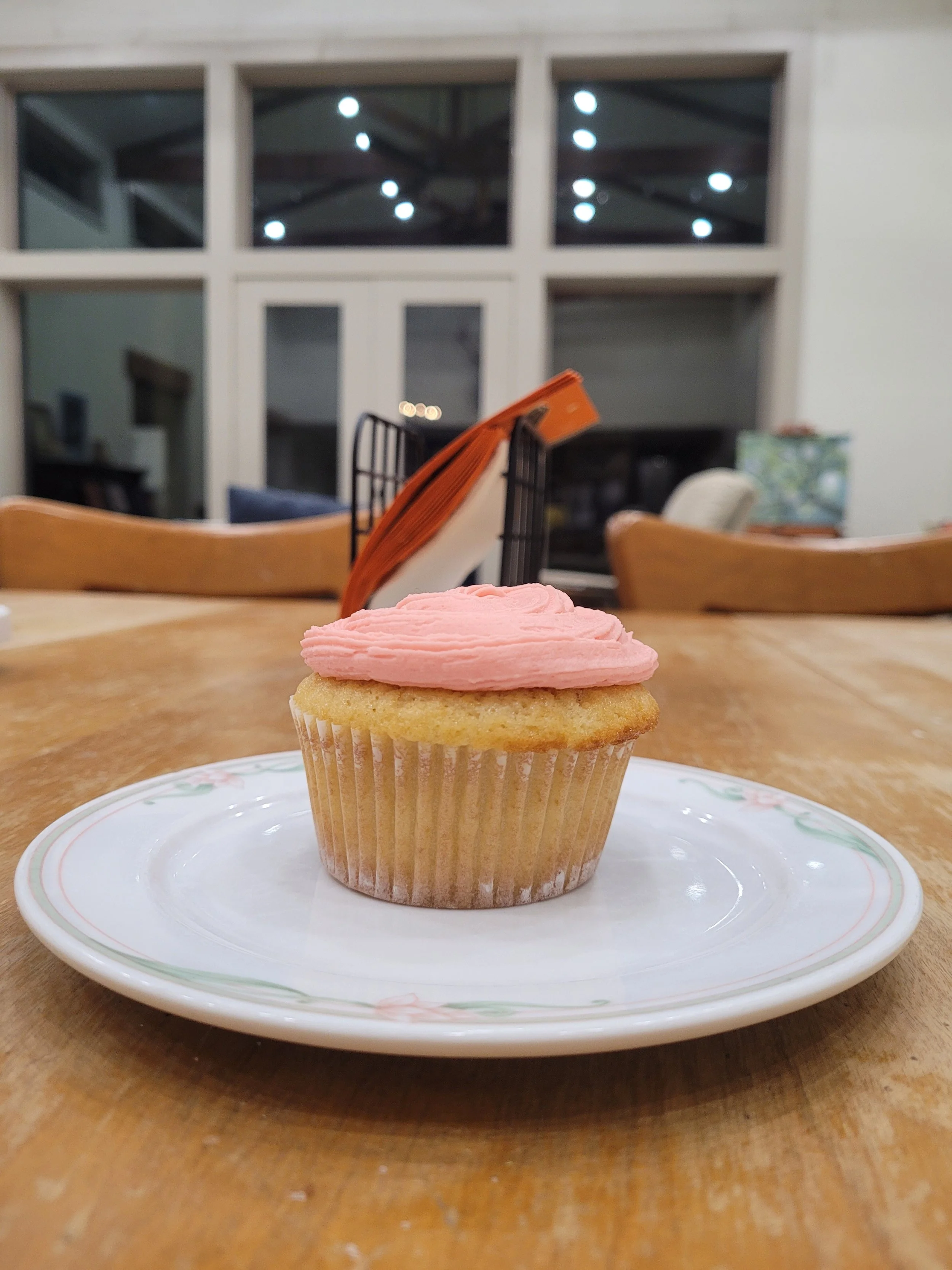 Vanilla Cupcakes (1 unit is a Dozen)