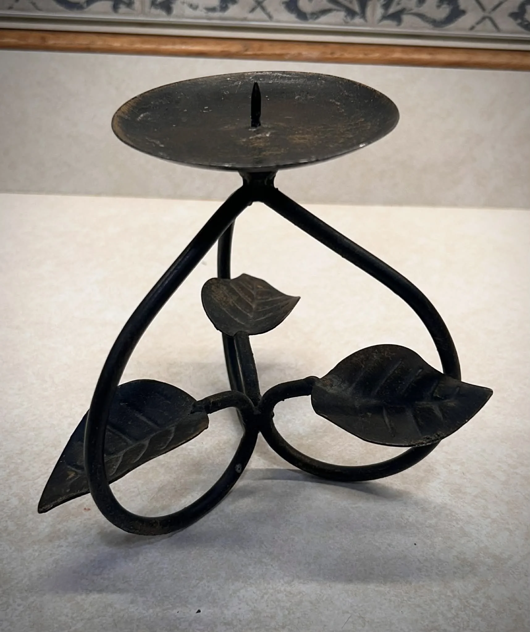 Leaf Pillar Candle Holder