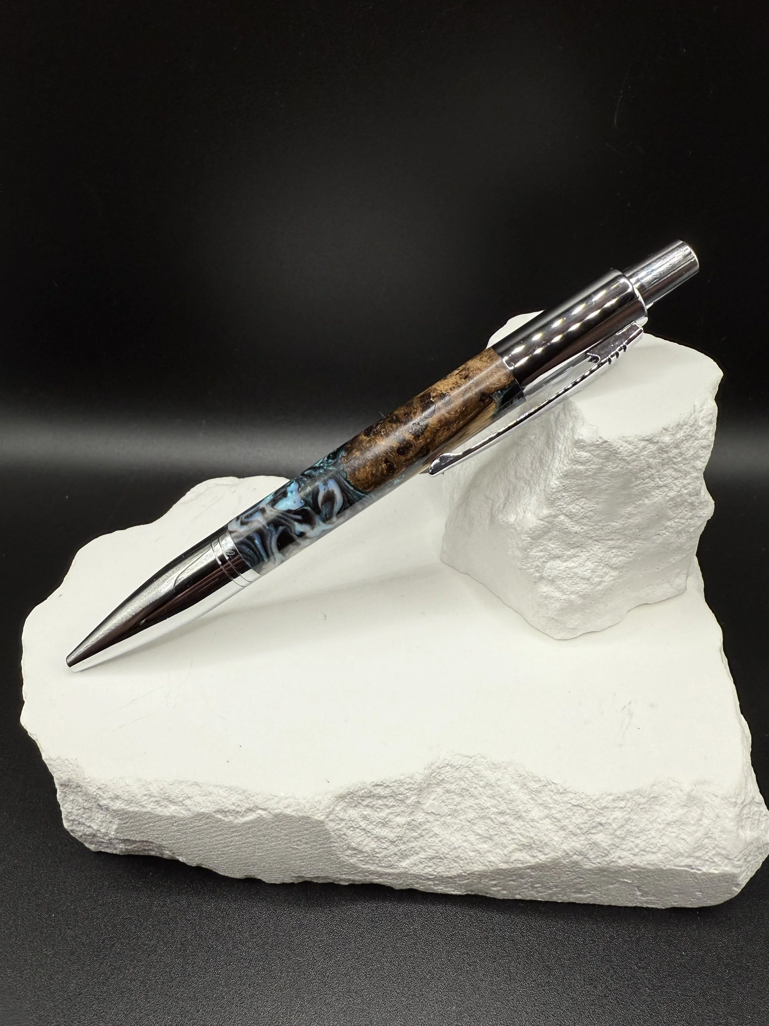 Lustrous Microburl Hybrid Vesper Click Ballpoint pen