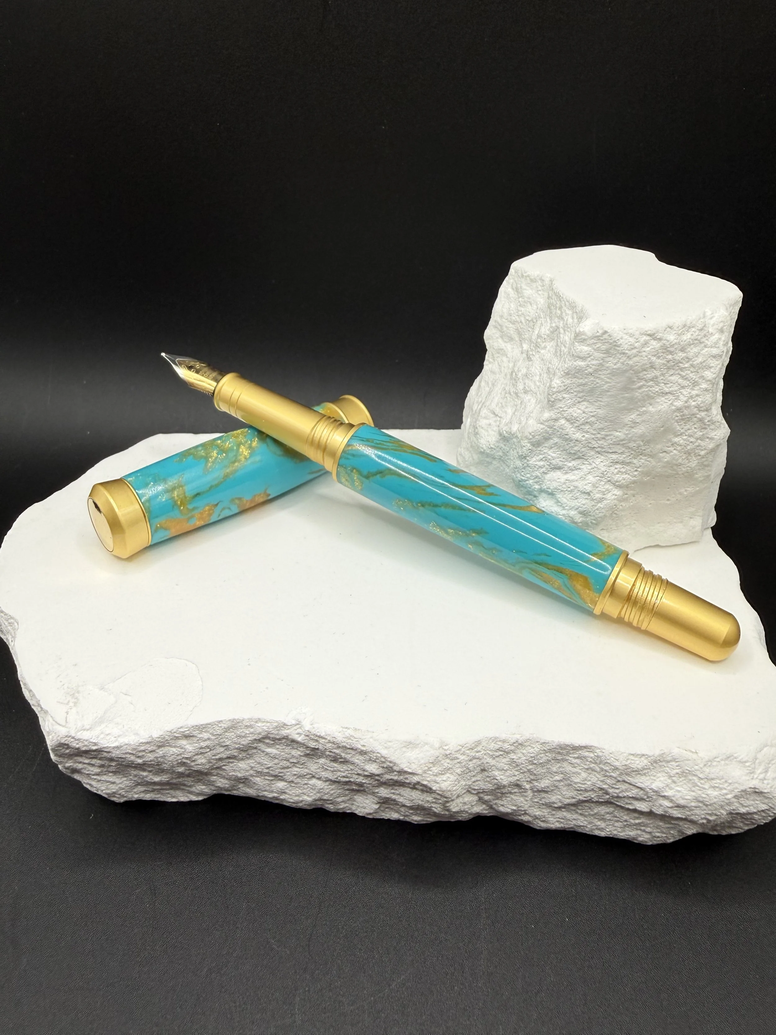 Gilded Lagoon™ Handcrafted Jr. Hamilton Acrylic Fountain Pen