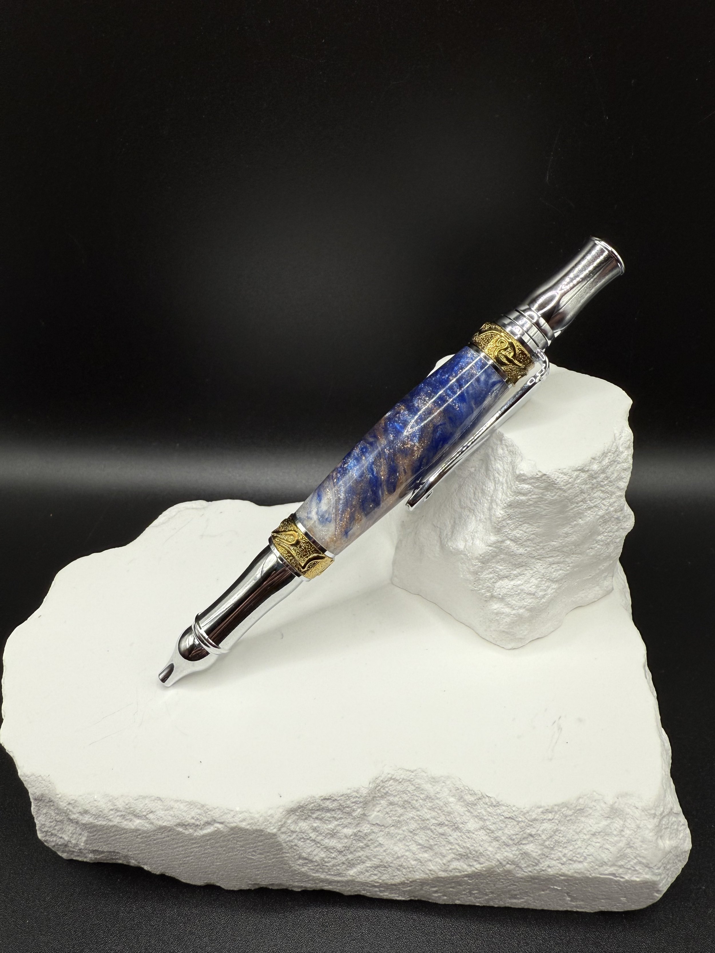 Eye-catching Acrylic Nouveau Sceptre Ballpoint Twist pen