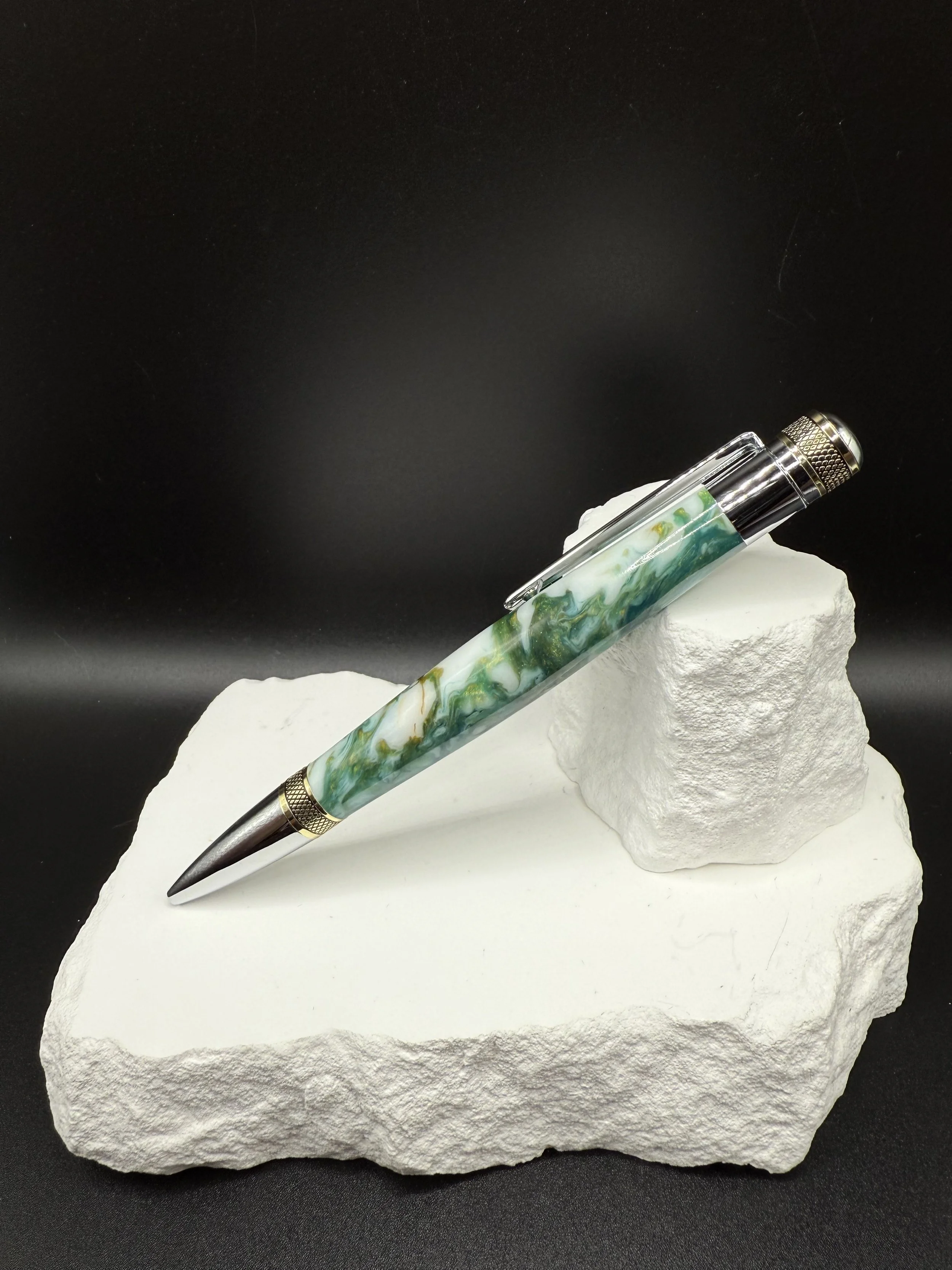 Vibrant Acrylic Cortona Ballpoint Twist pen