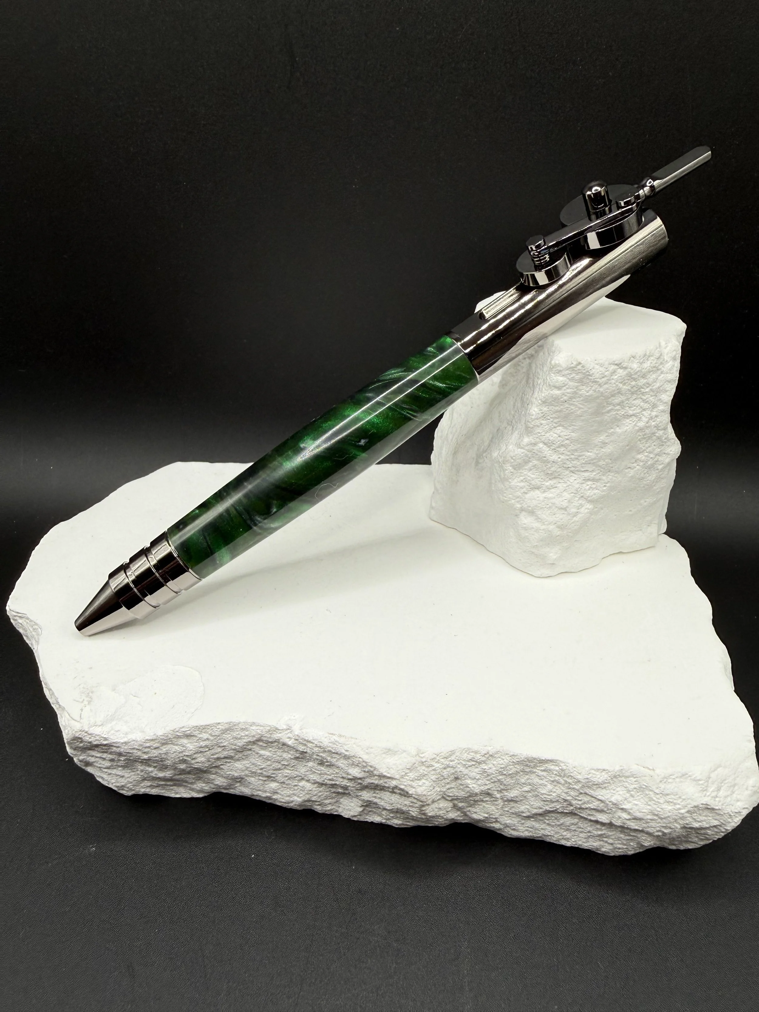 Emerald Torque™ Handcrafted Acrylic Piston Ballpoint pen