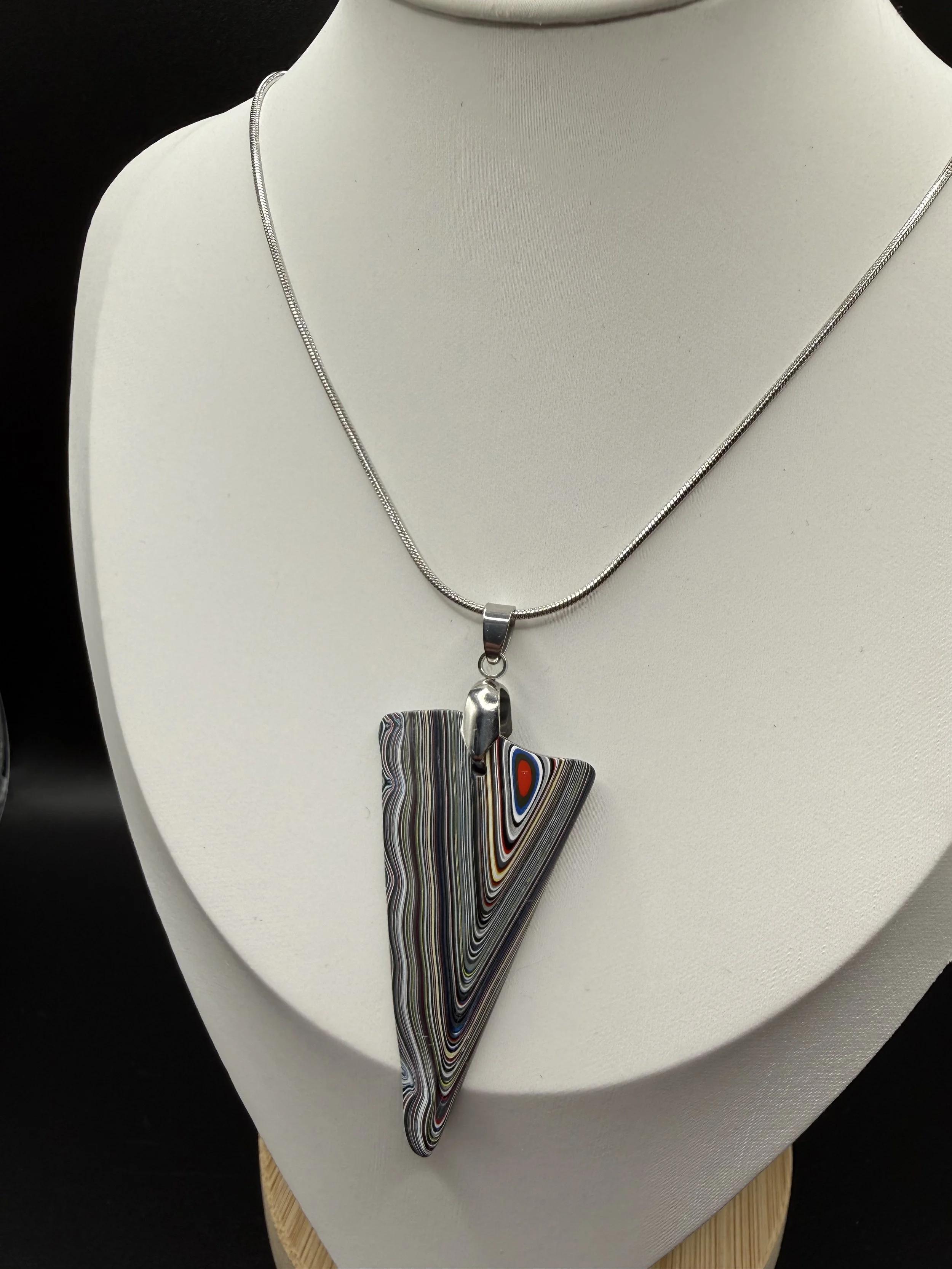 Point it Out Handcrafted Jeep Fordite Pendant Necklace