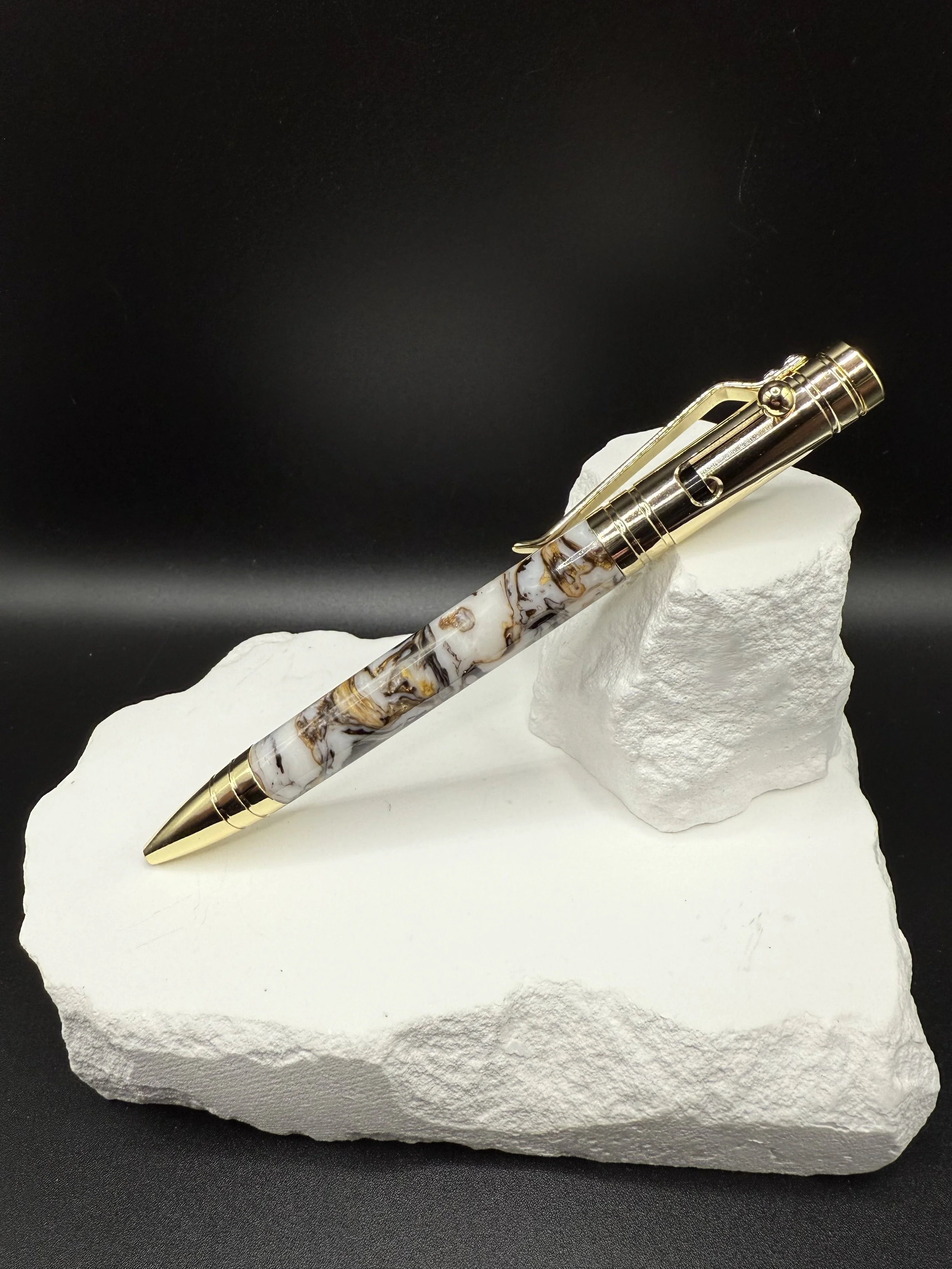 Renaissance Acrylester Bolt Action Ballpoint pen