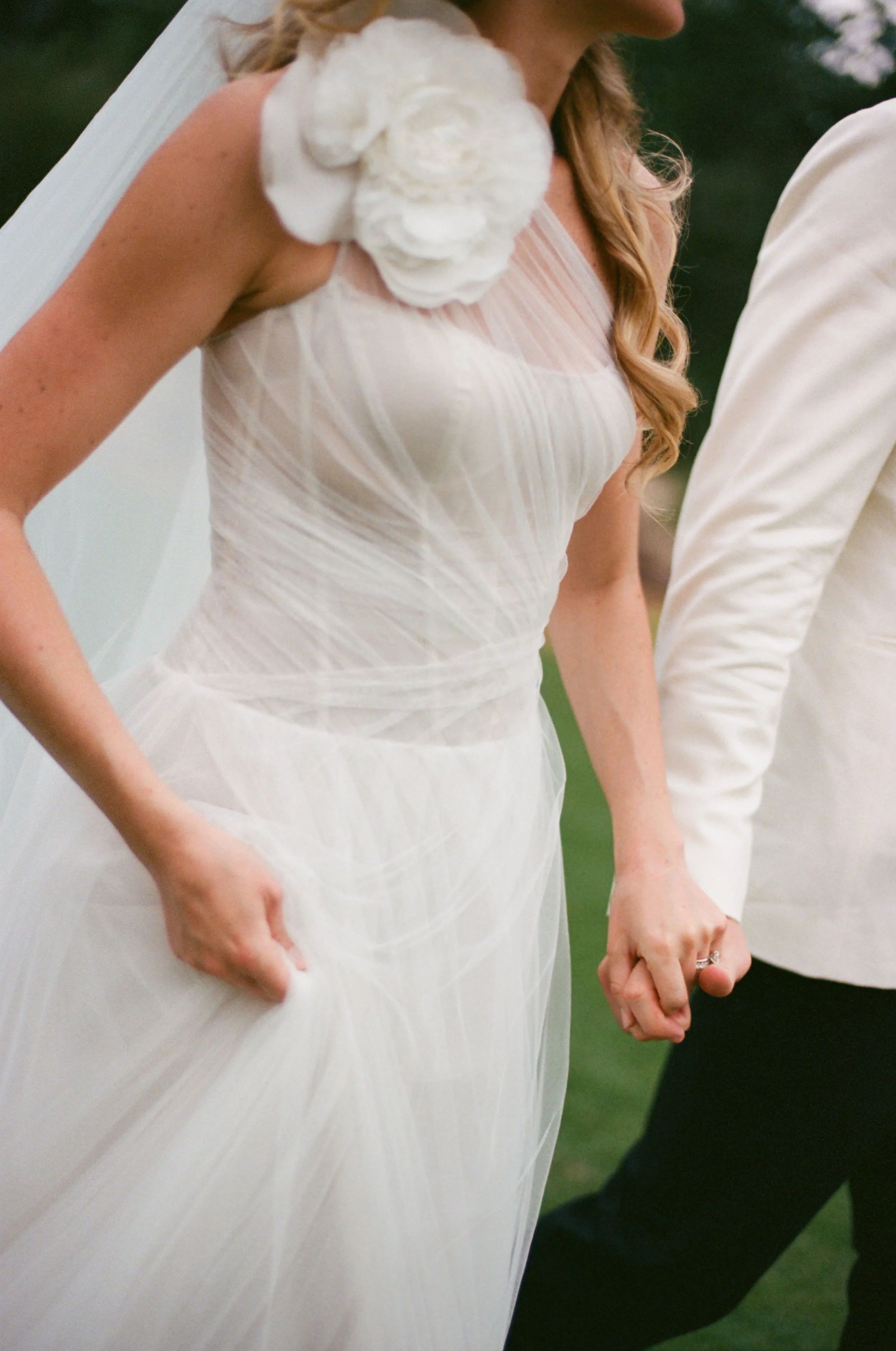 mcwphotocinema_Bella&Robbie_film-38.jpg