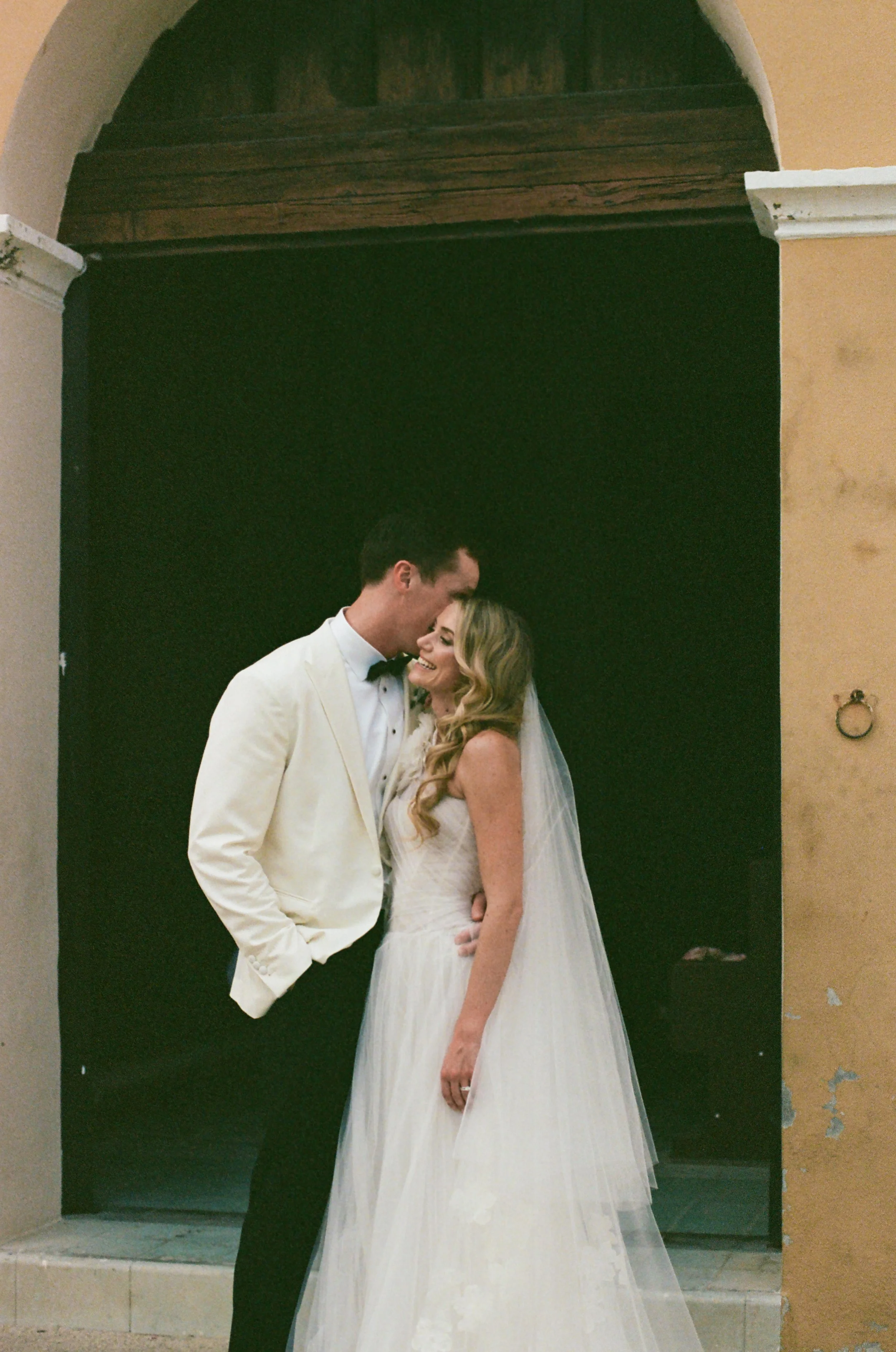 mcwphotocinema_Bella&Robbie_film-28.jpg